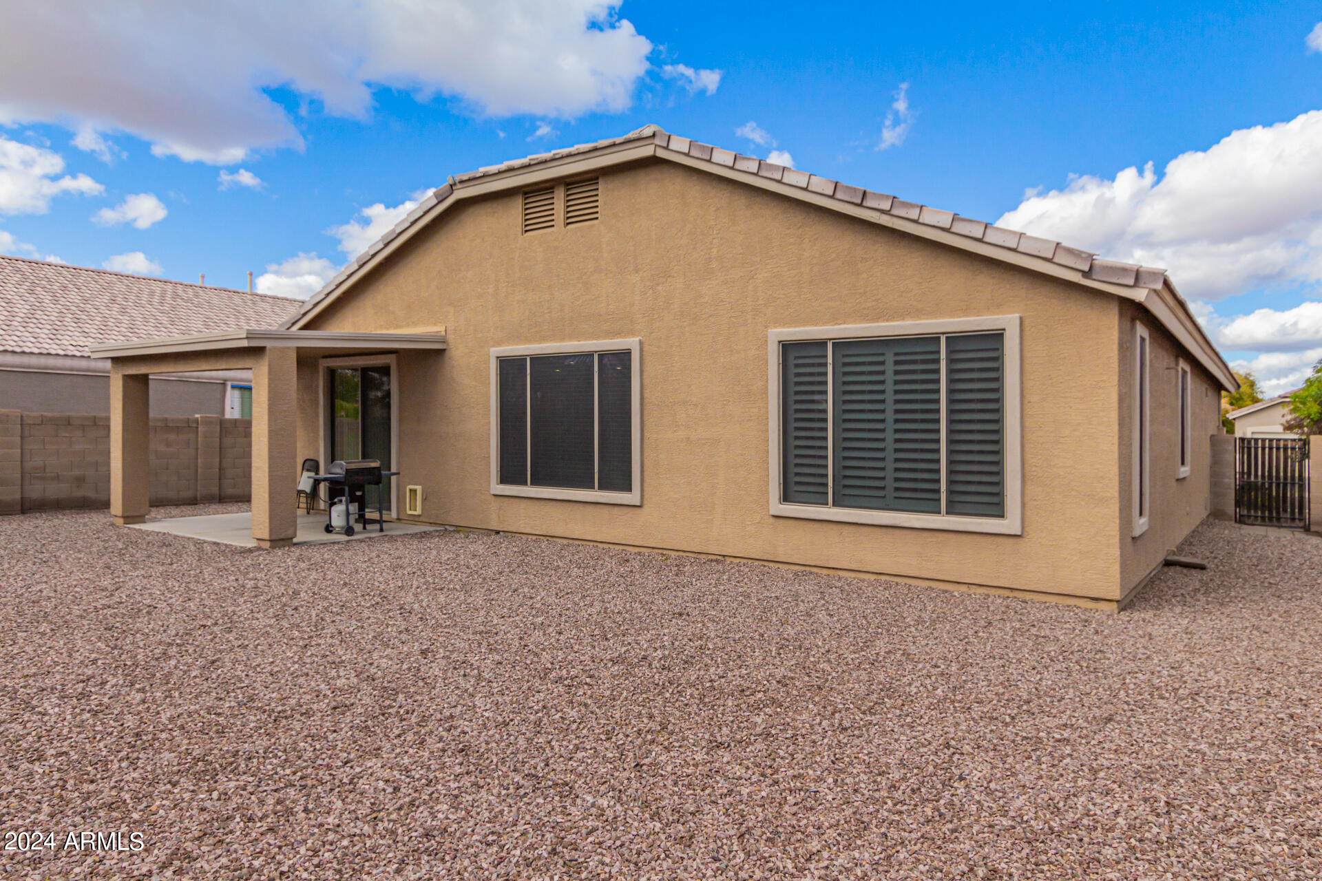 1655 E ALOE Place