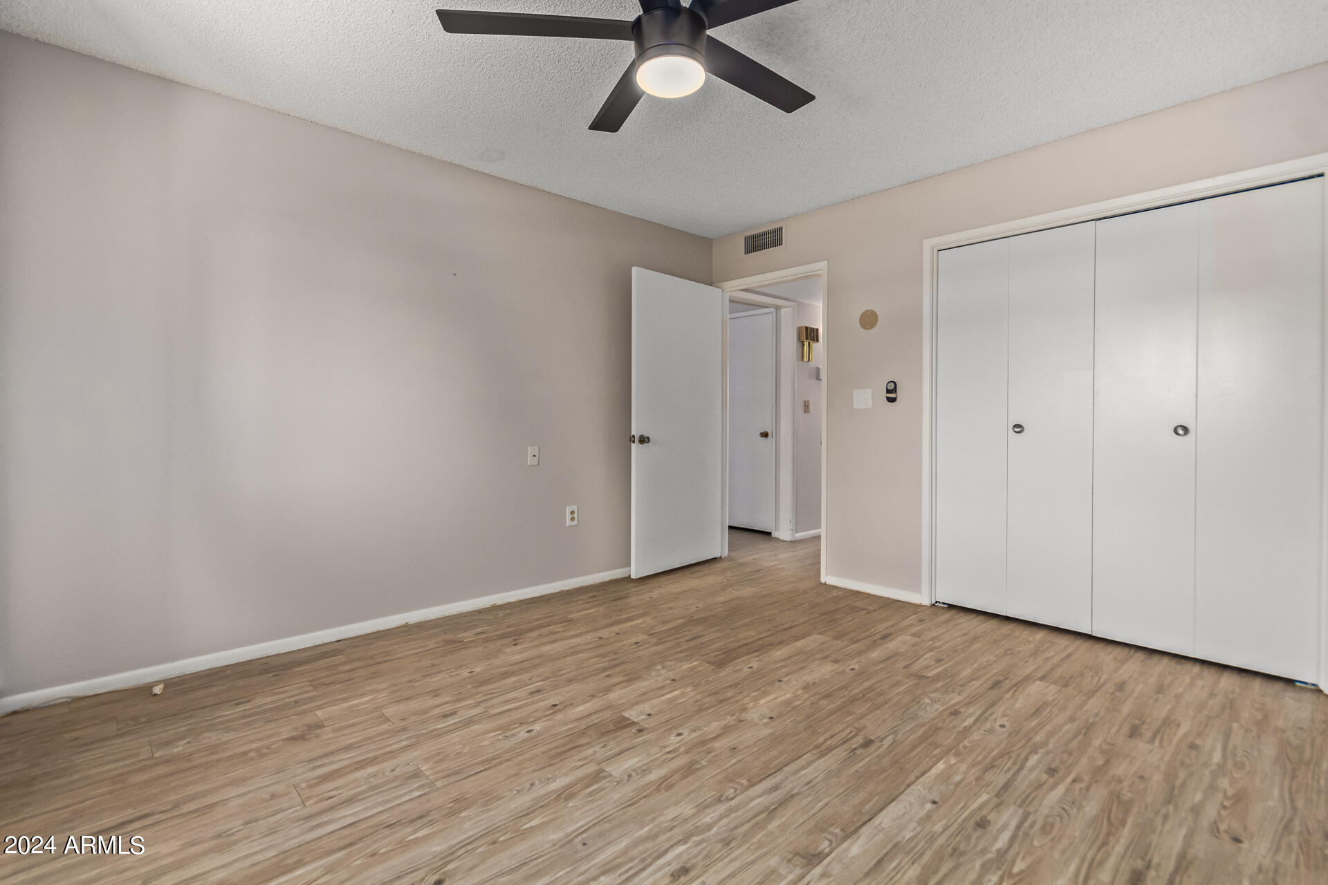 10621 W COGGINS Drive