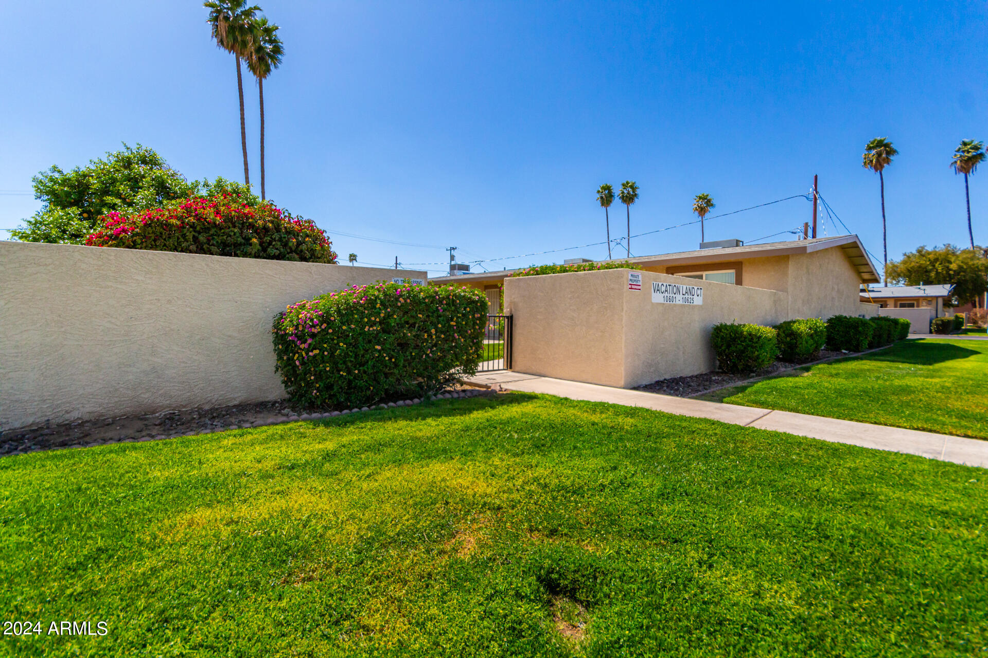 10621 W COGGINS Drive