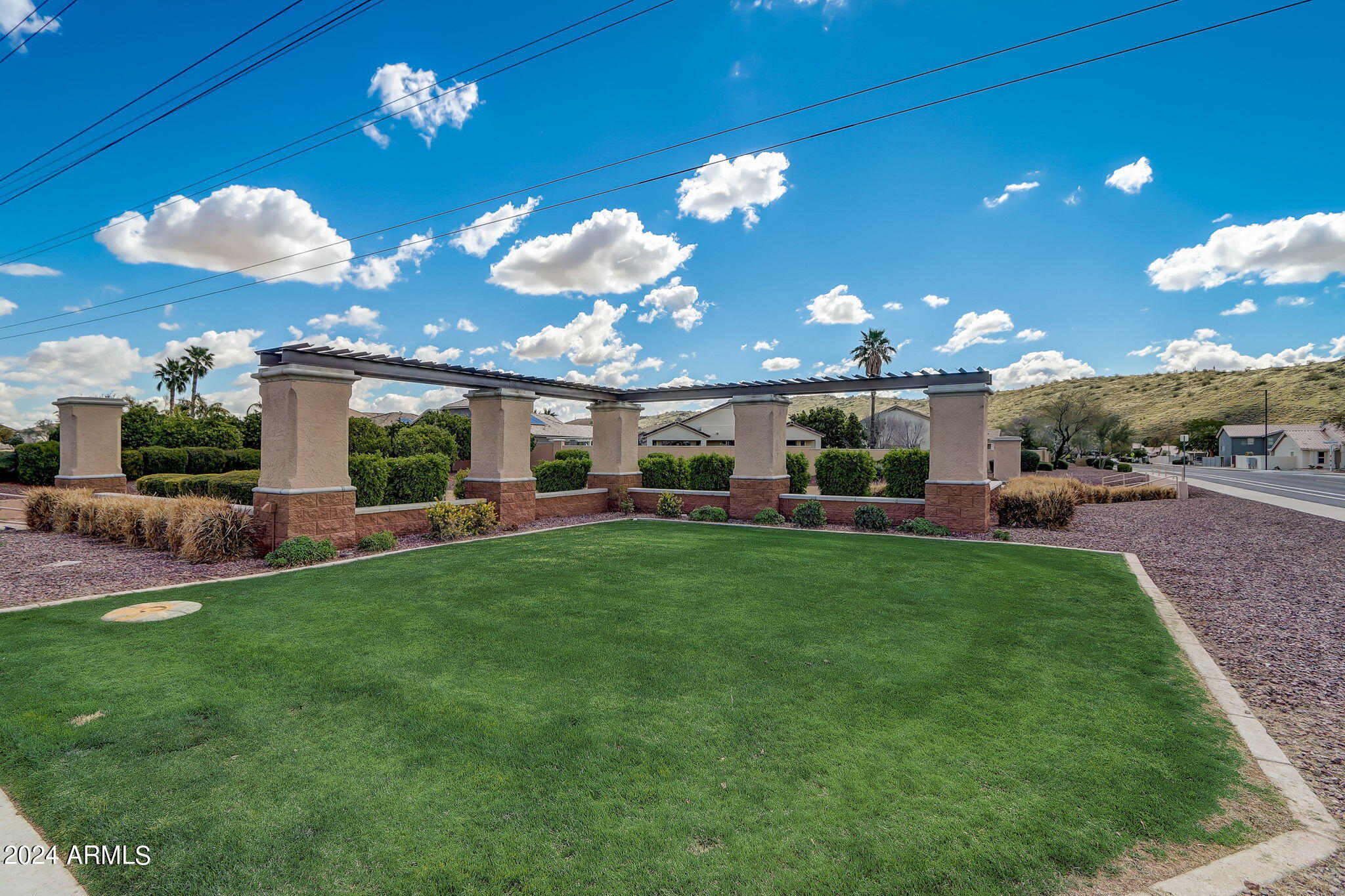 6021 W QUESTA Drive