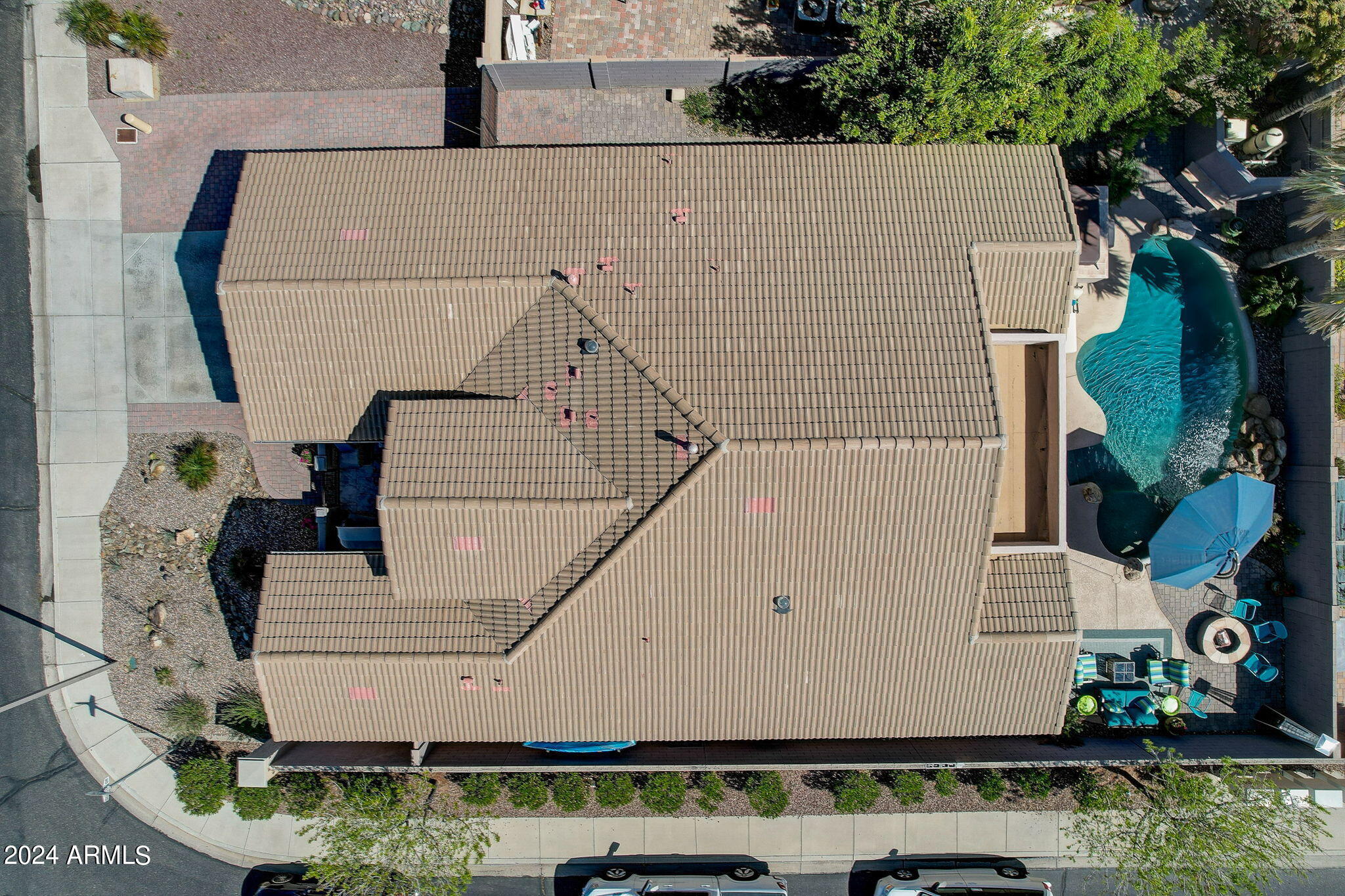 6021 W QUESTA Drive