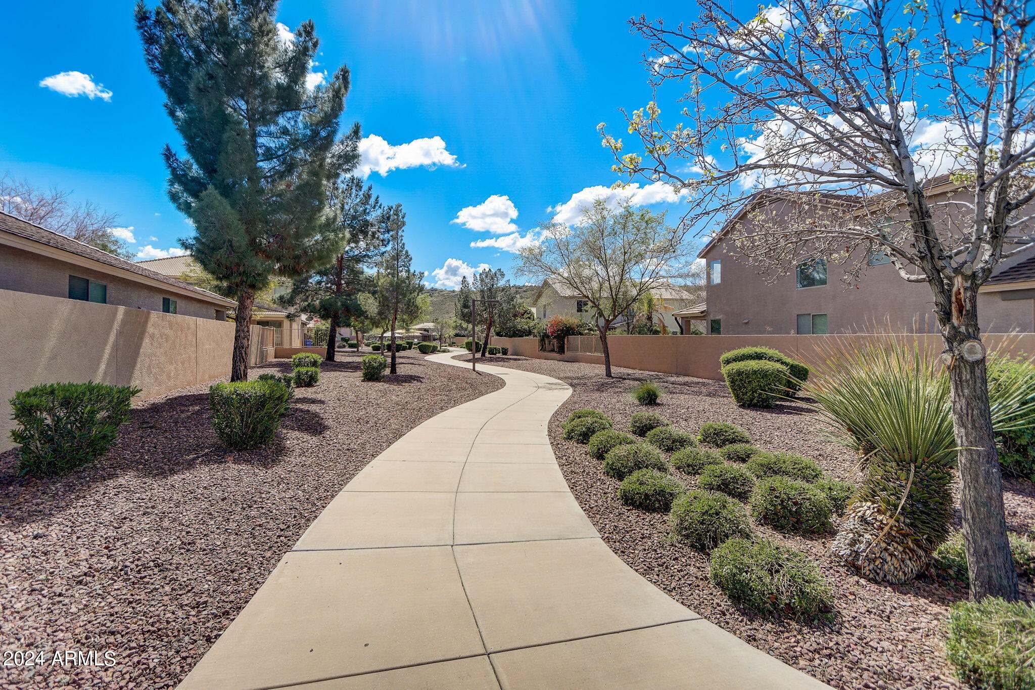 6021 W QUESTA Drive