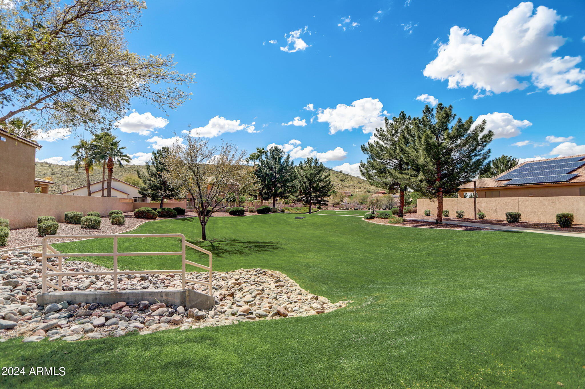 6021 W QUESTA Drive
