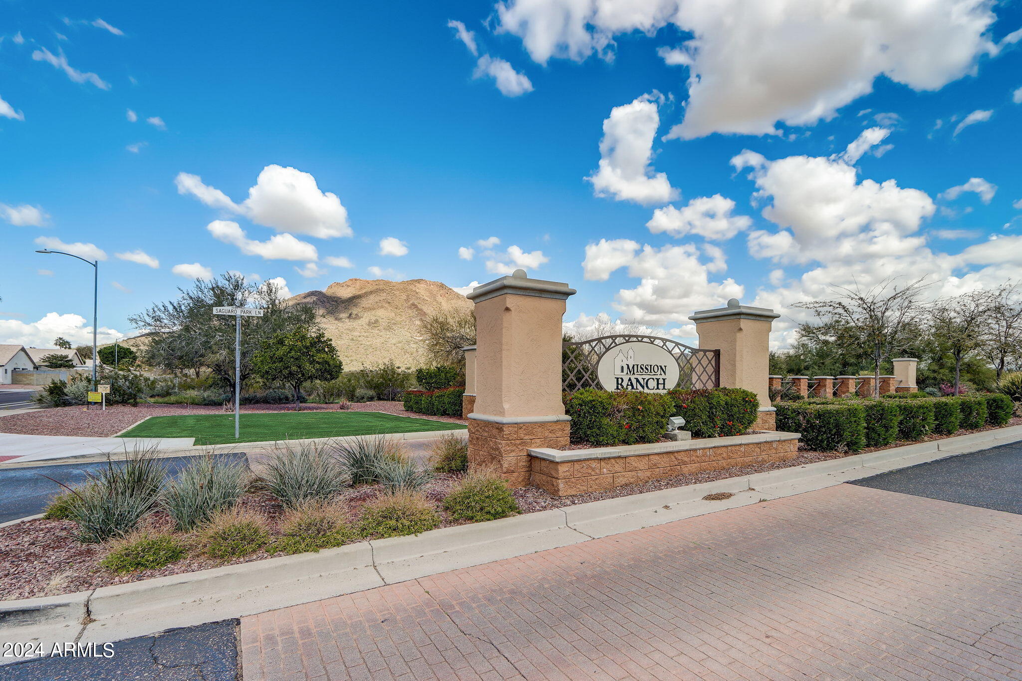 6021 W QUESTA Drive