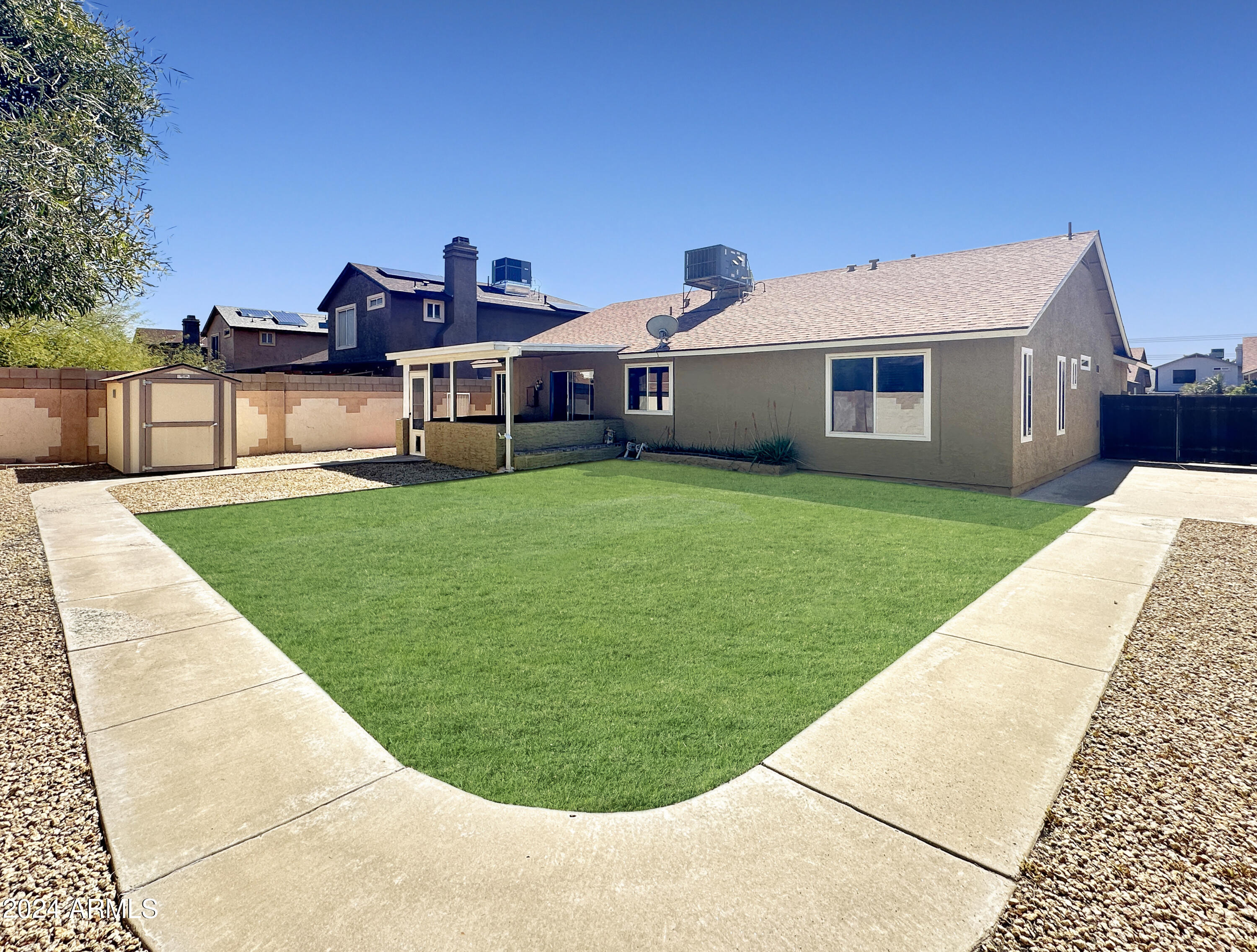 4152 W FALLEN LEAF Lane