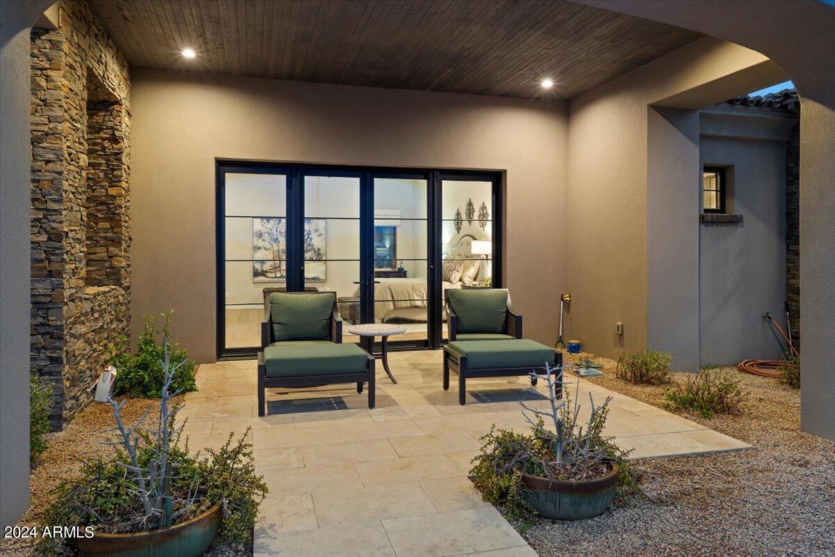 11320 E MESQUITE Drive