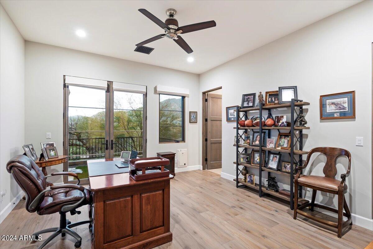 11320 E MESQUITE Drive