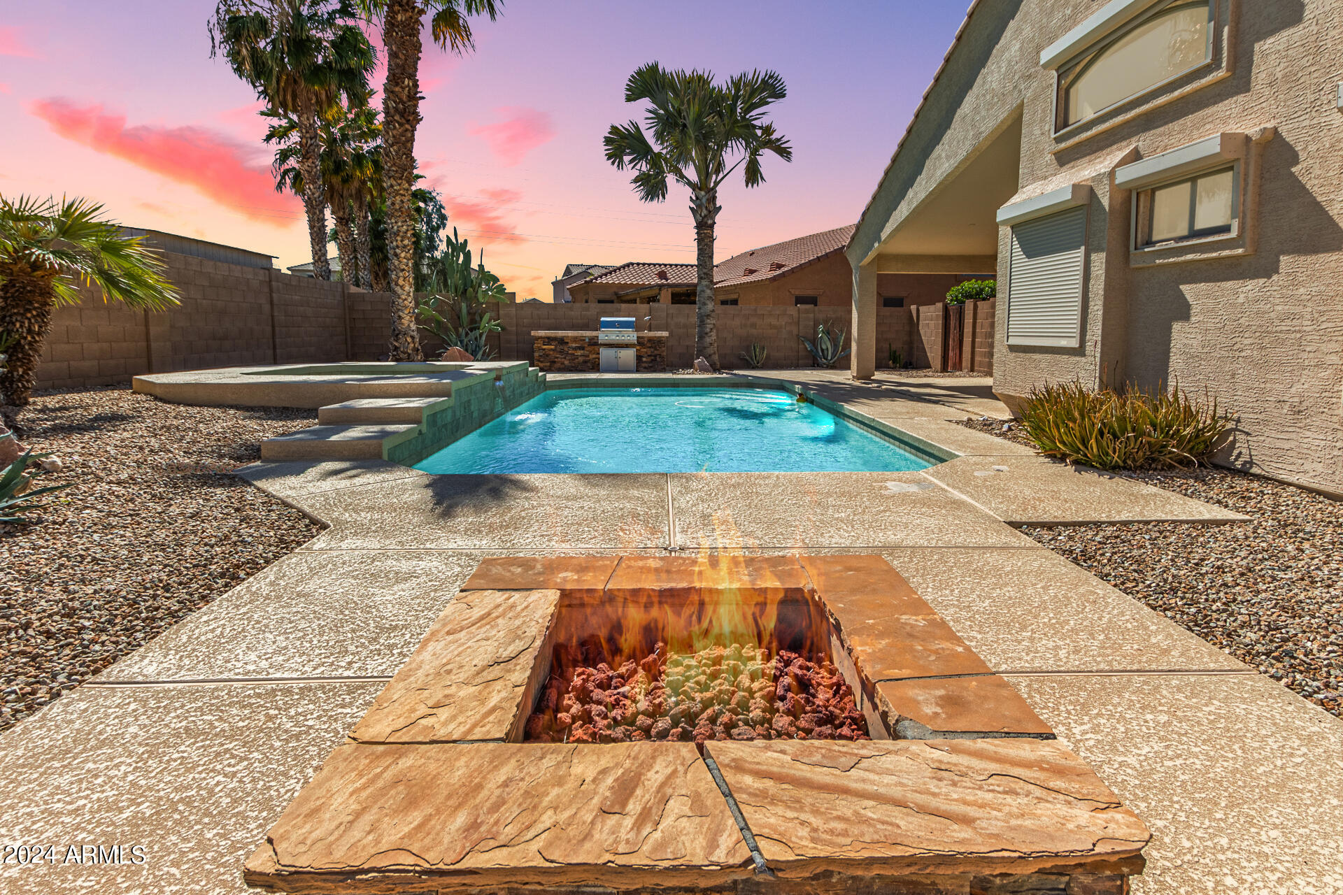 41027 W PRYOR Lane