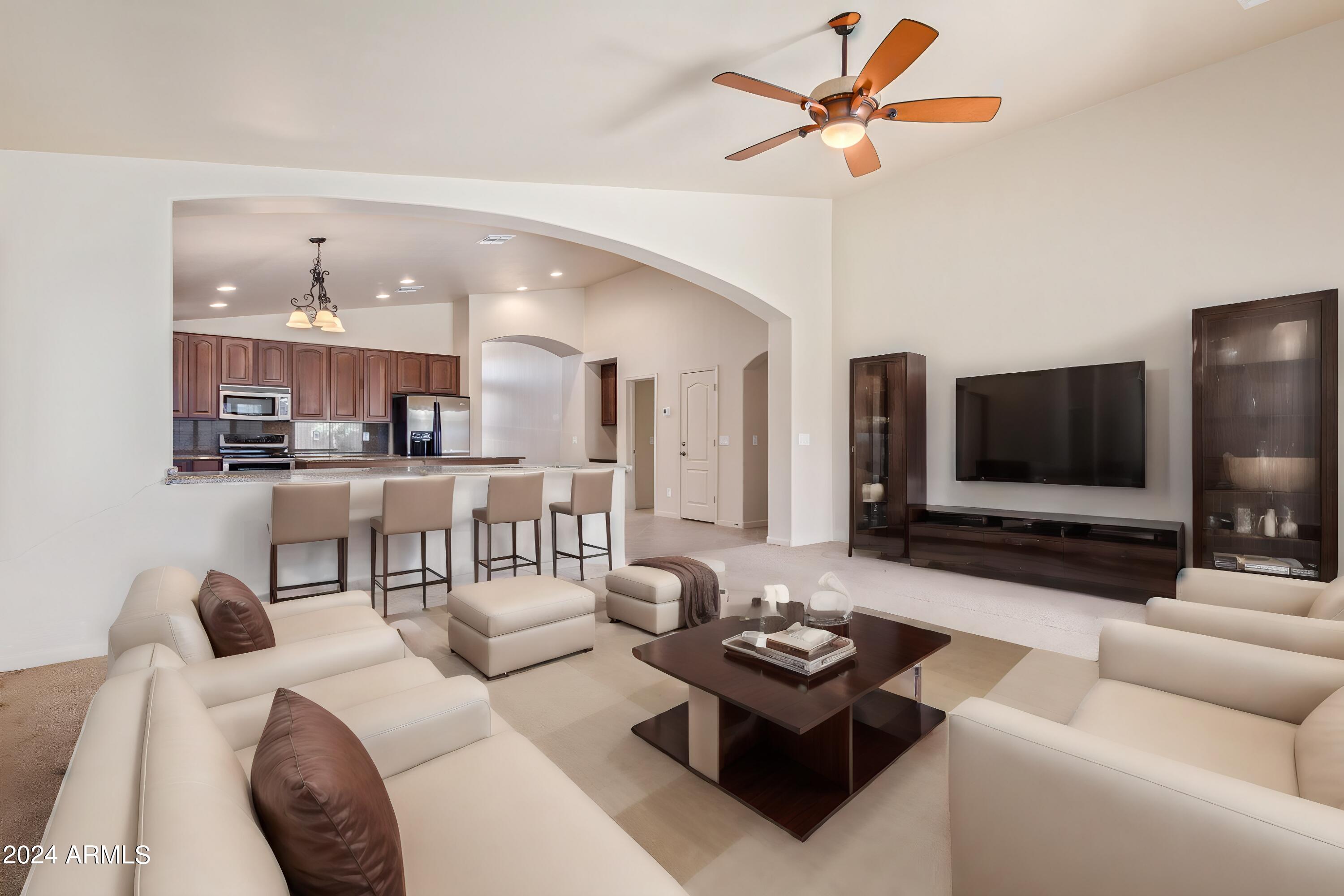 41027 W PRYOR Lane