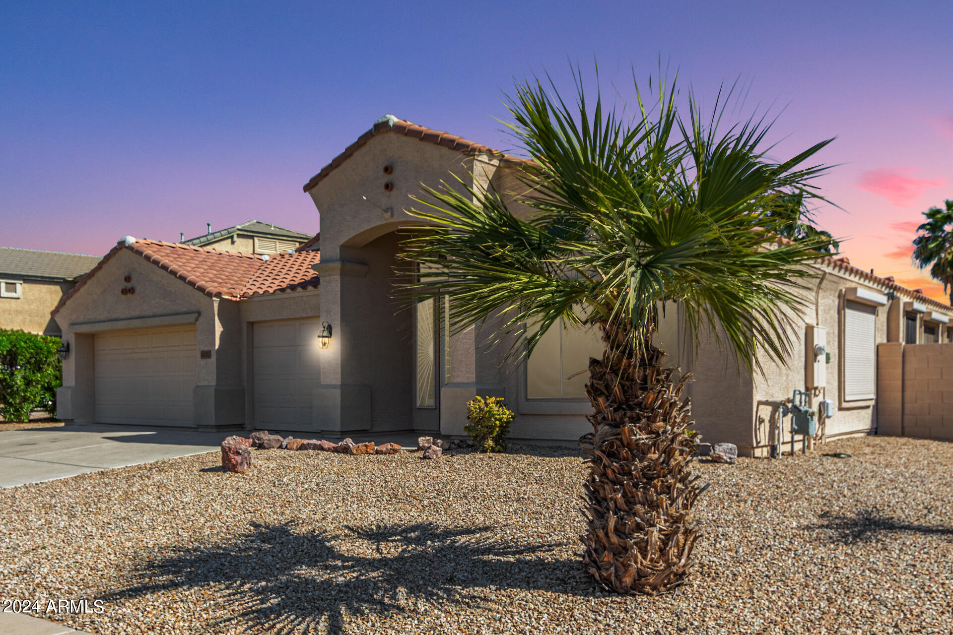 41027 W PRYOR Lane