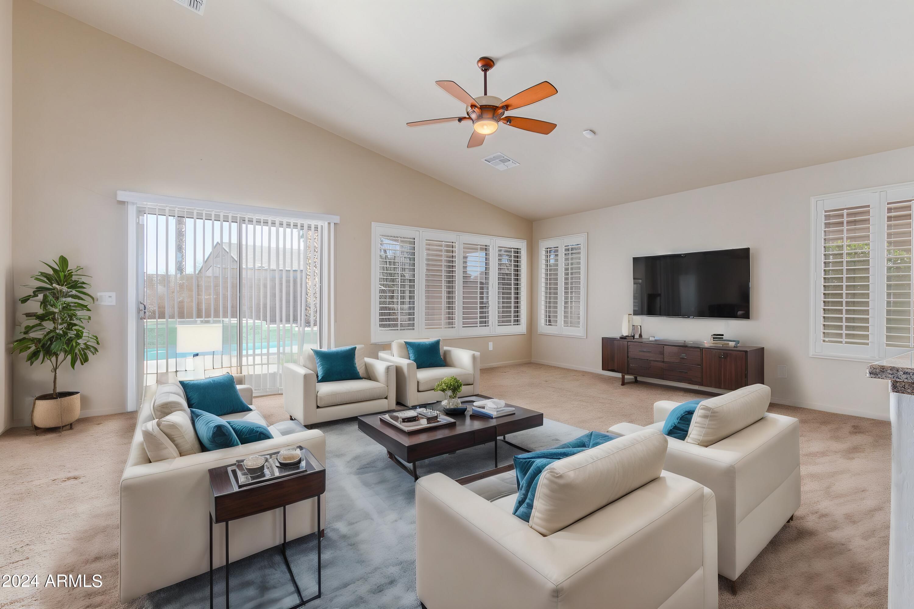 41027 W PRYOR Lane