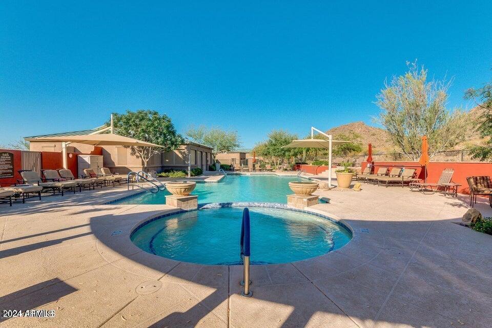 32034 N LARKSPUR Drive
