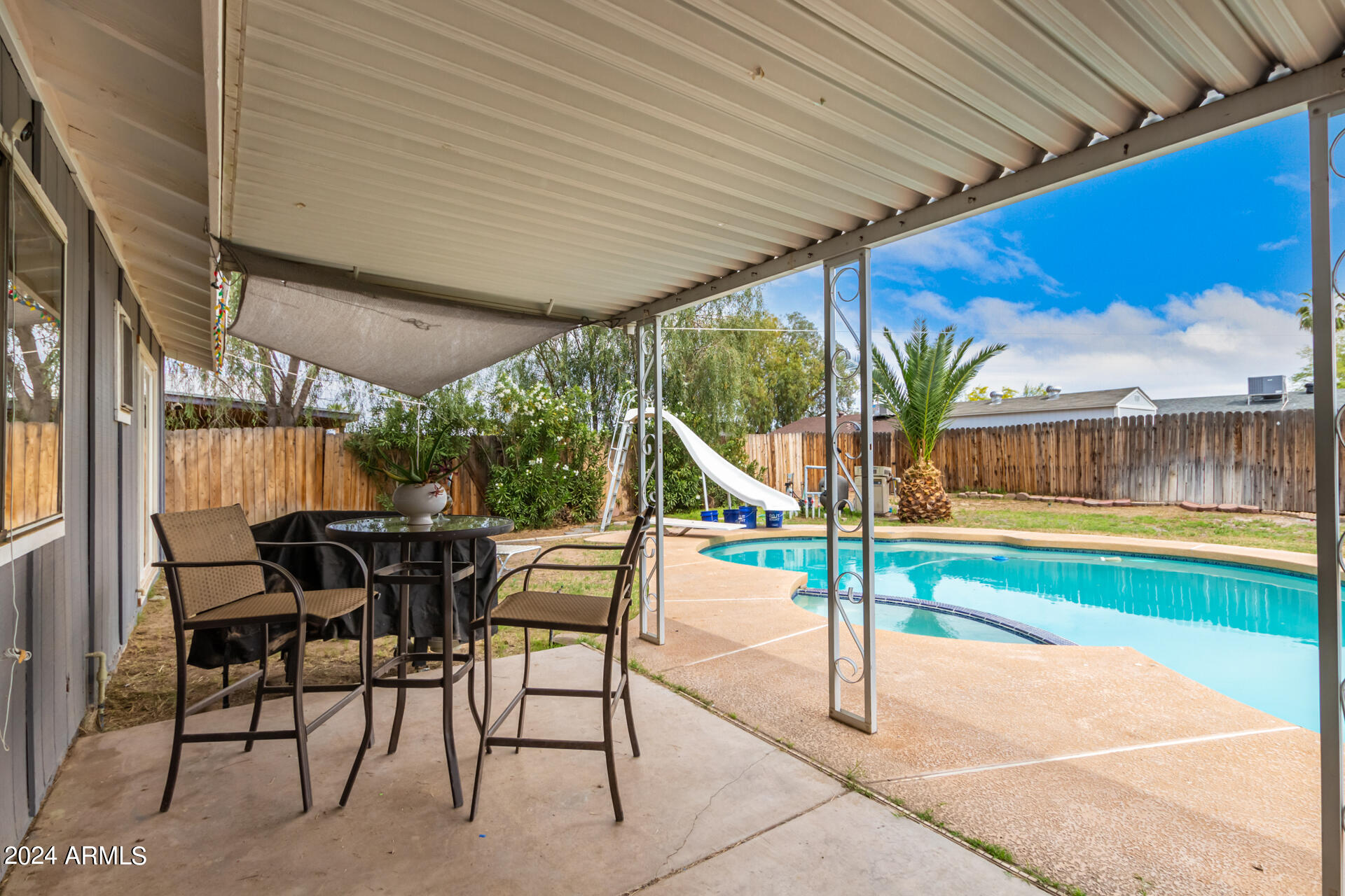 907 W LIBRA Drive