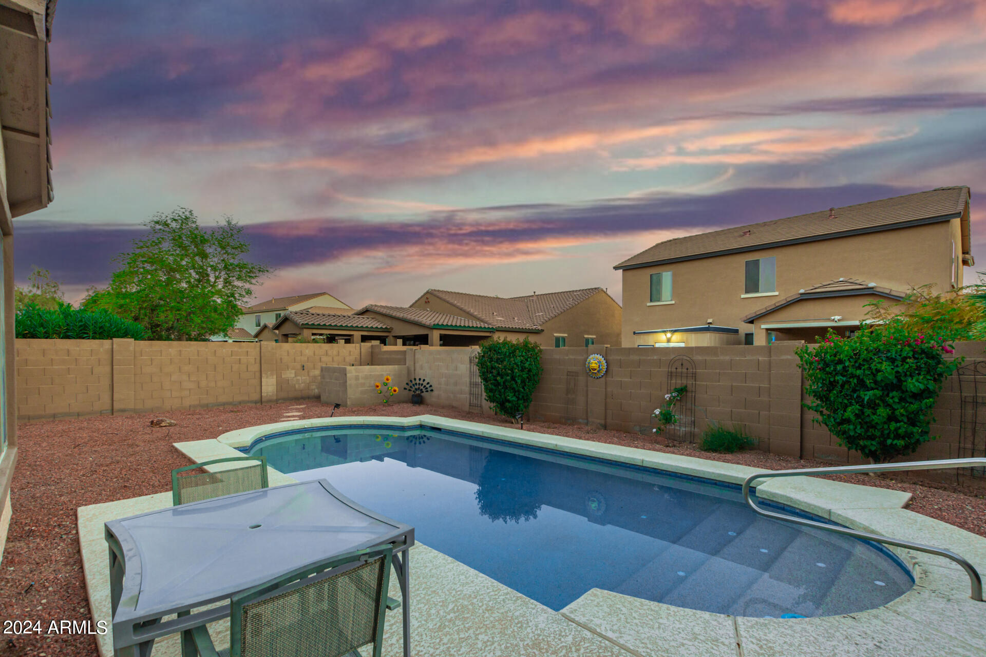2339 W BEVERLY Road