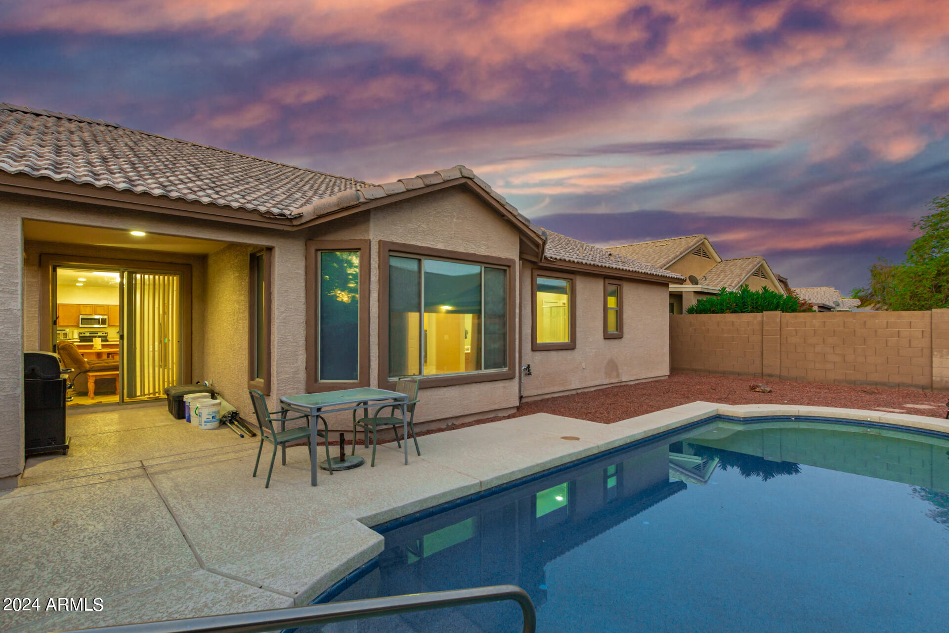 2339 W BEVERLY Road