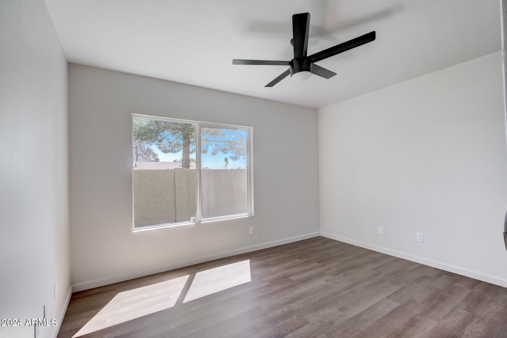 14002 N 49TH Avenue # 1136