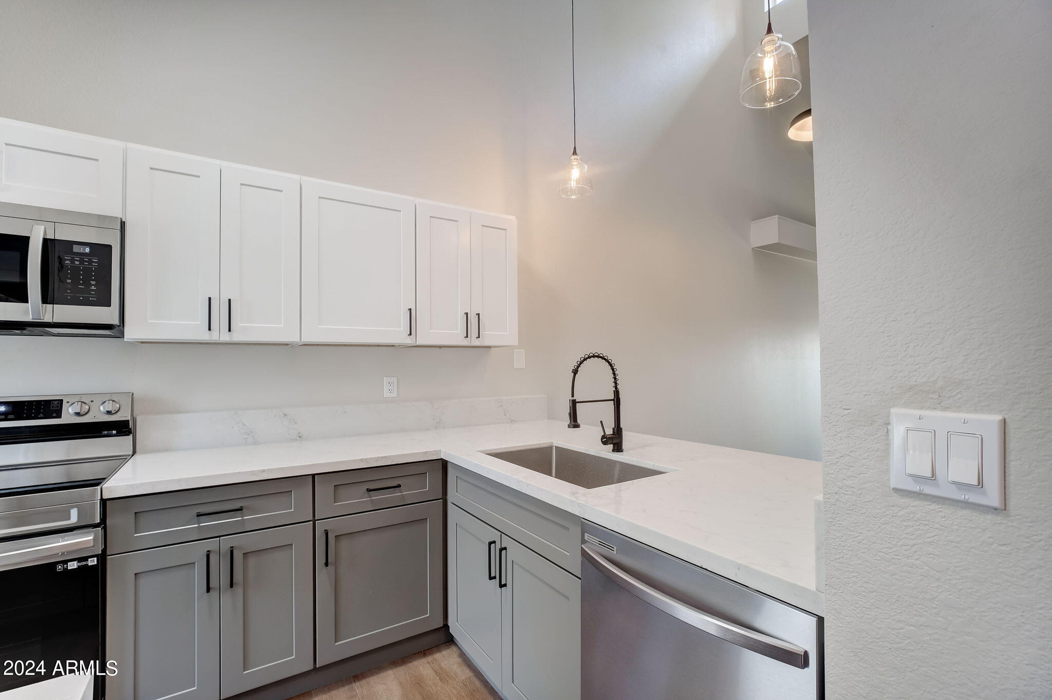14002 N 49TH Avenue # 1136