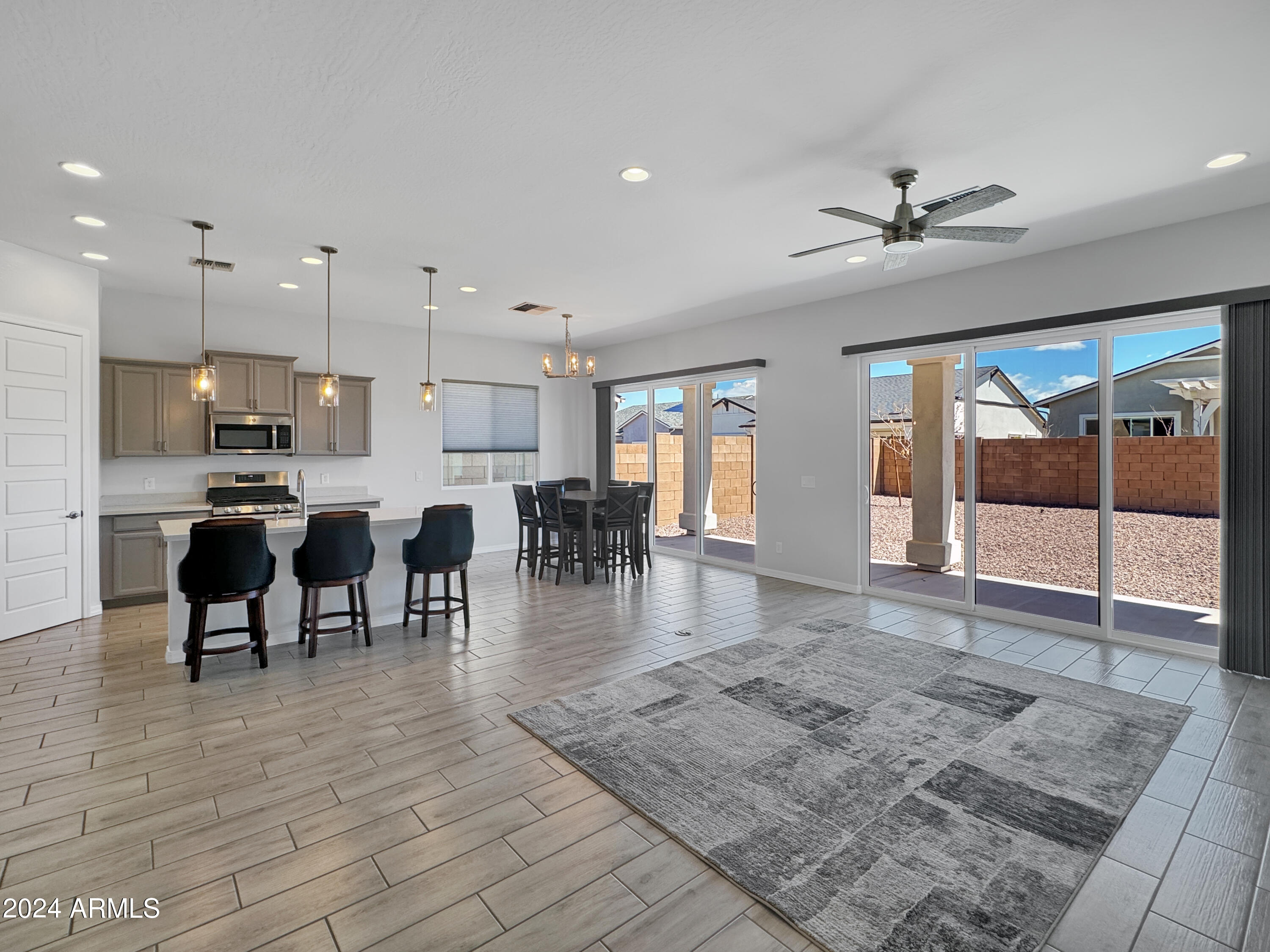 6821 CLARET Drive