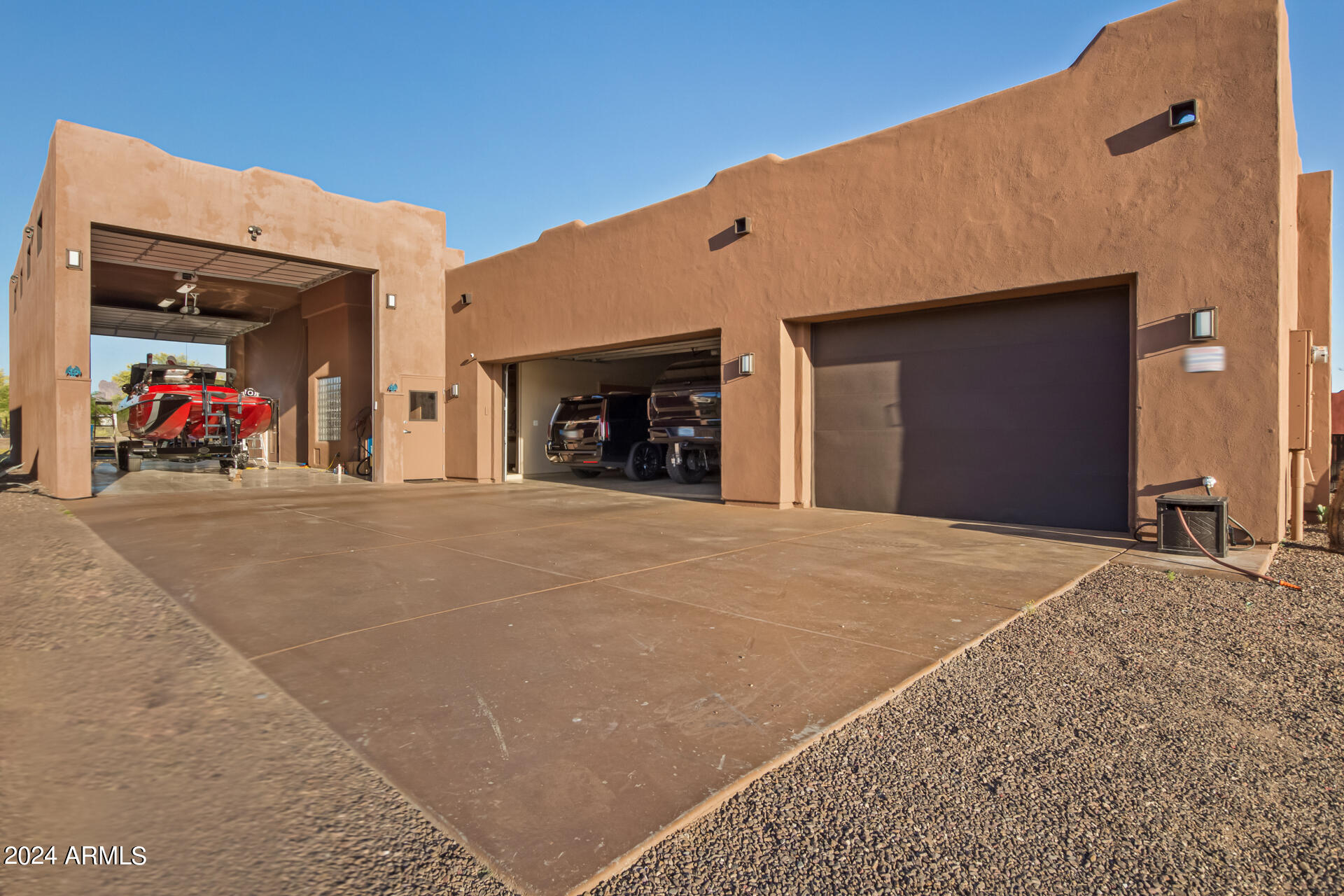 4967 N IRONWOOD Drive