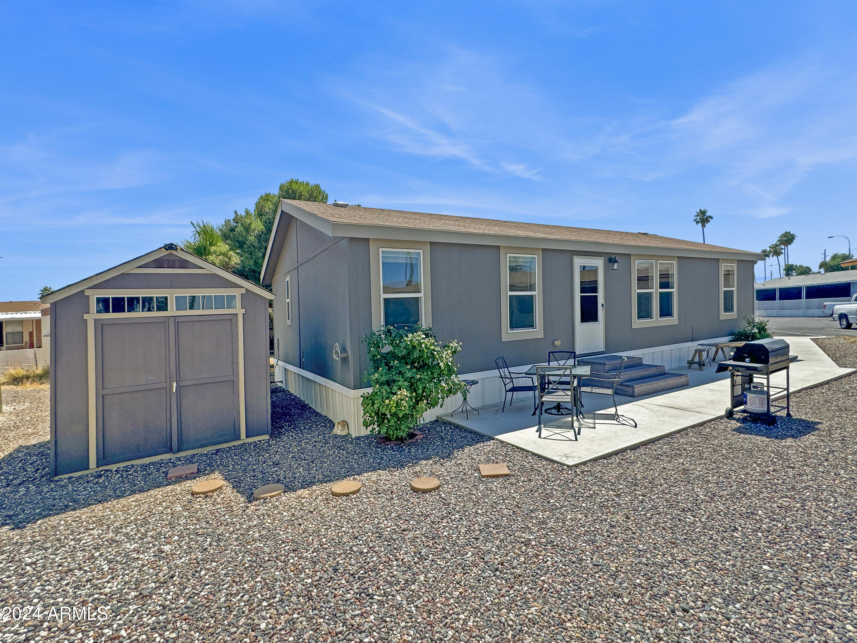 555 W Warner Road # 4