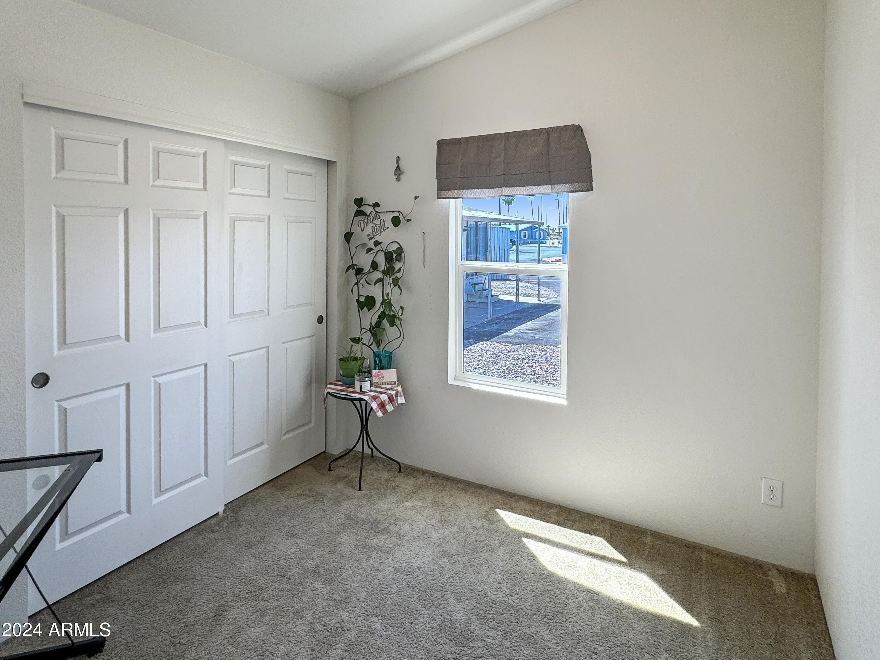 555 W Warner Road # 4