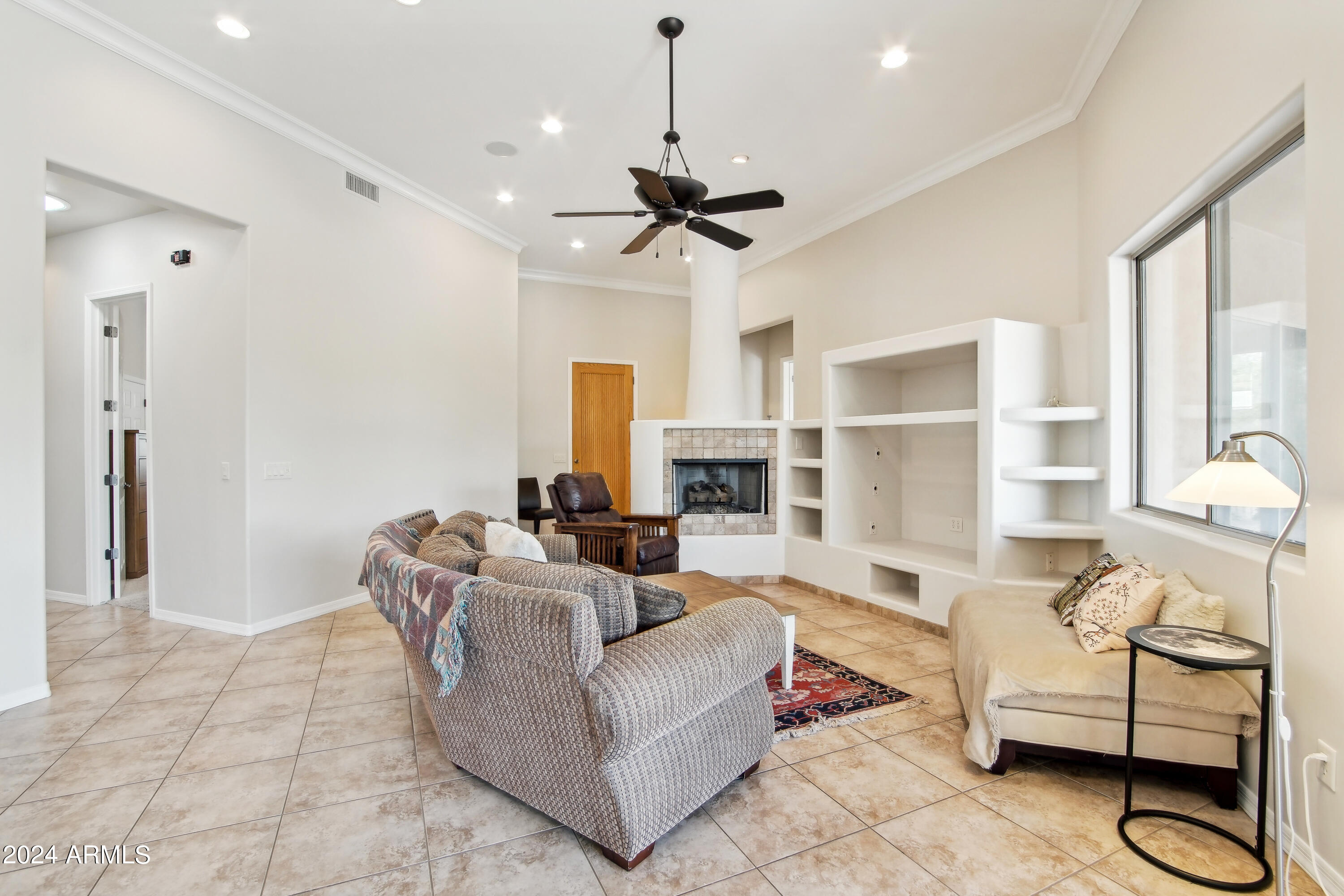 120 W ROCK VIEW Road