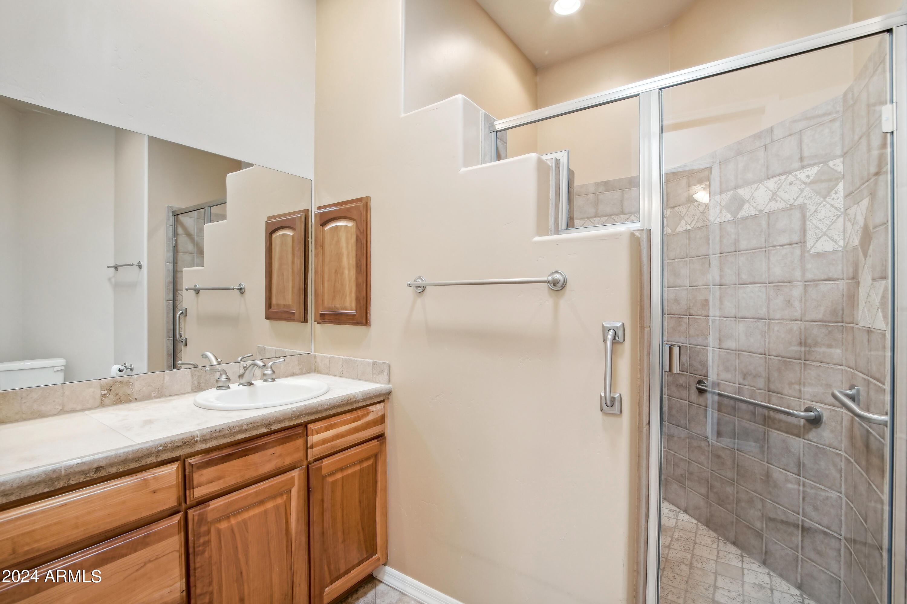 120 W ROCK VIEW Road
