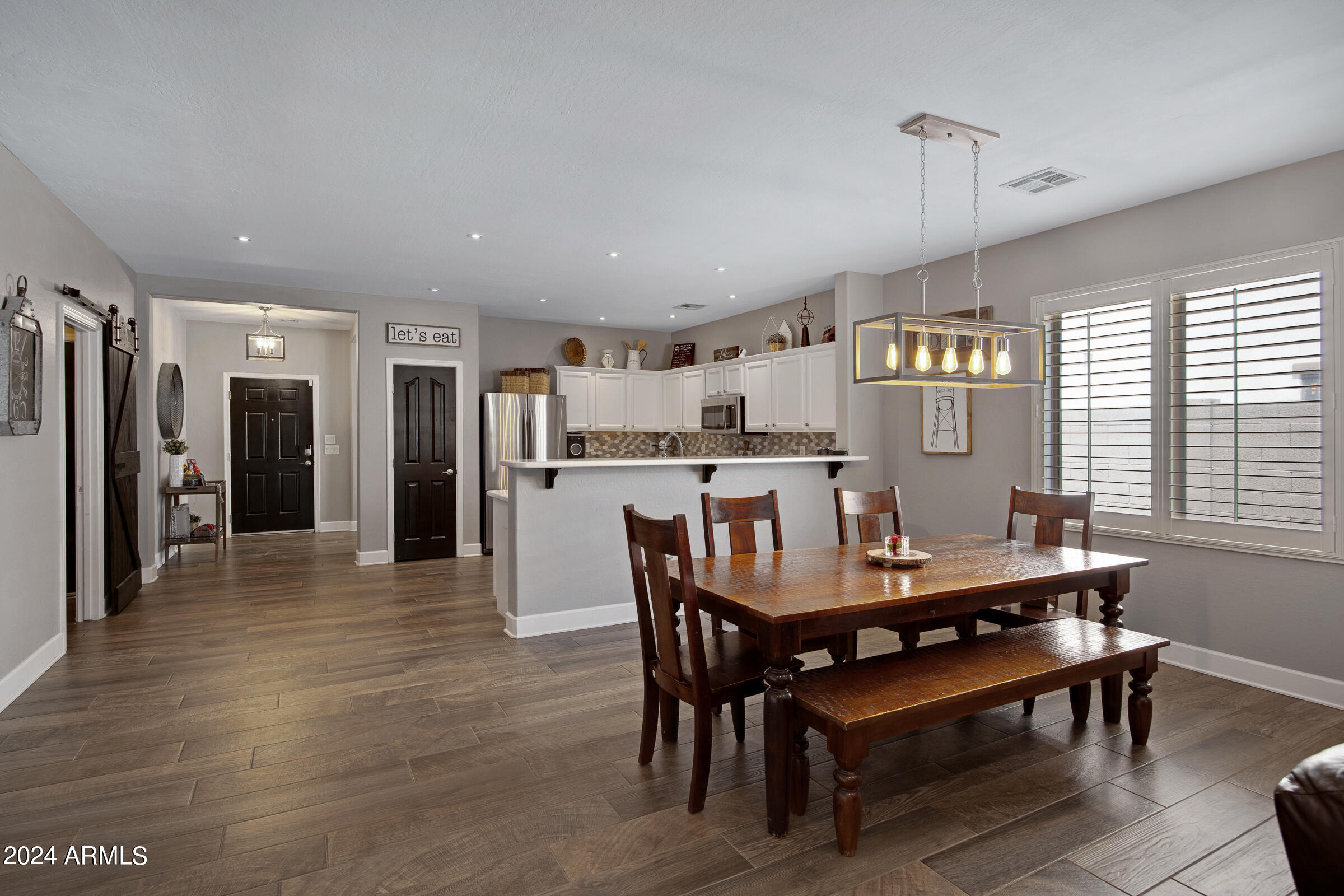 1311 E STRAWBERRY Drive