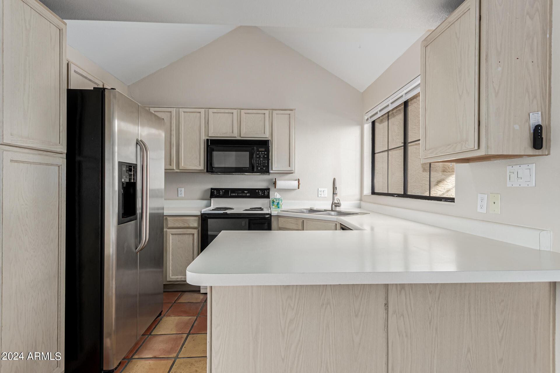 1001 N PASADENA Street # 140