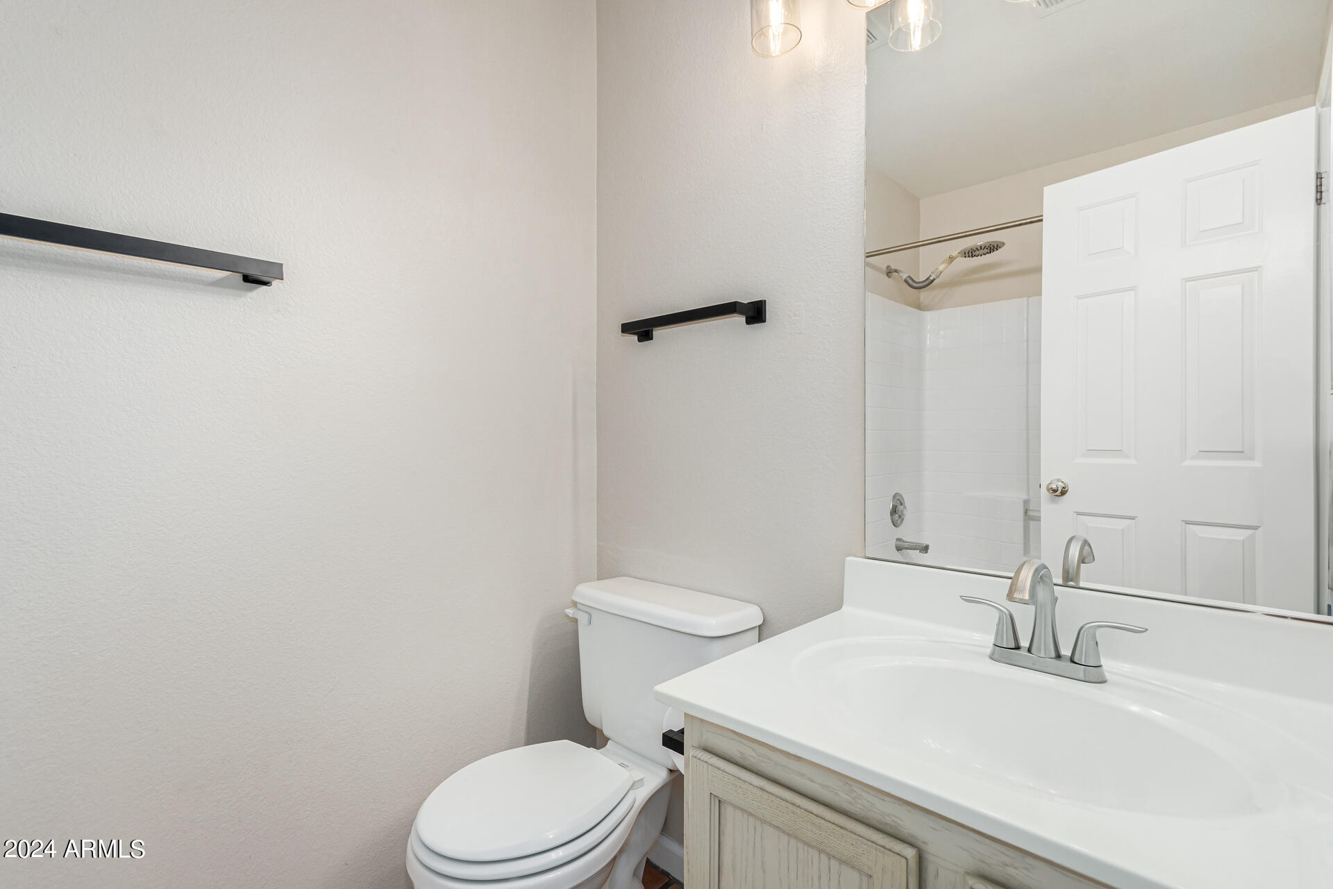 1001 N PASADENA Street # 140