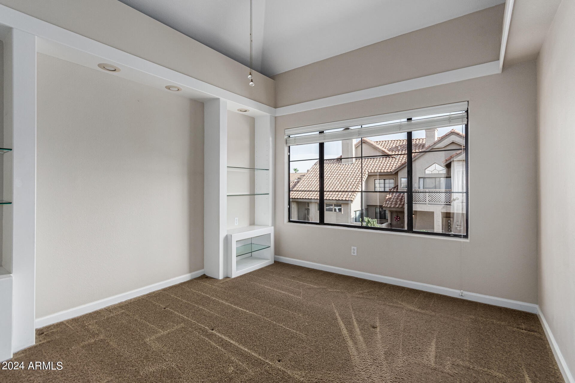 1001 N PASADENA Street # 140