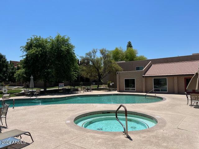 5525 E THOMAS Road # M15