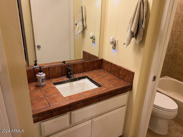 5525 E THOMAS Road # M15