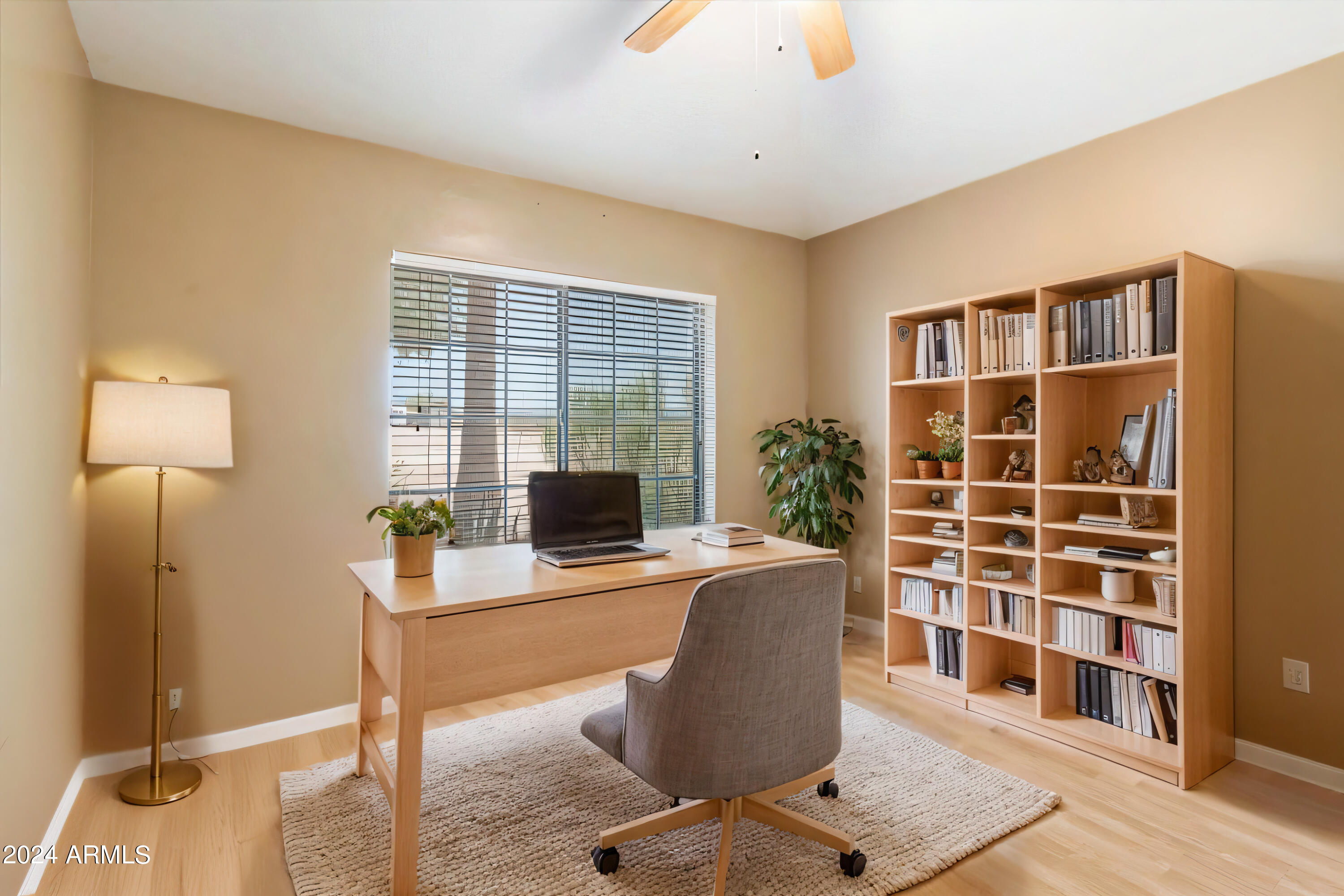 21123 W CHUCKWAGON Lane