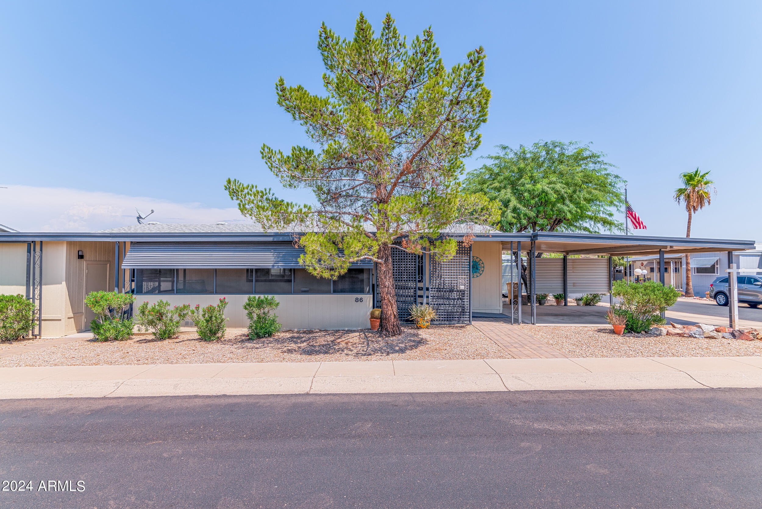 2233 E Behrend Drive # 86