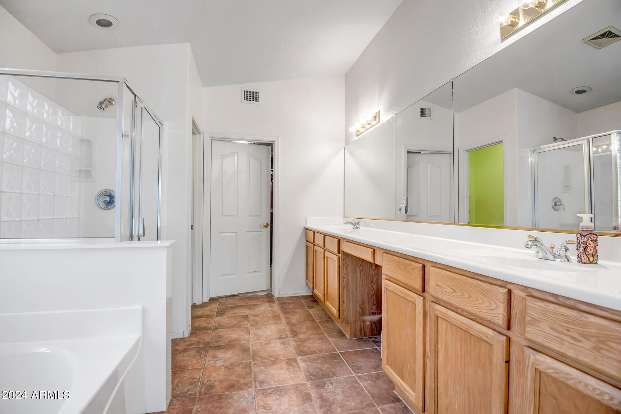4443 E THORN TREE Drive