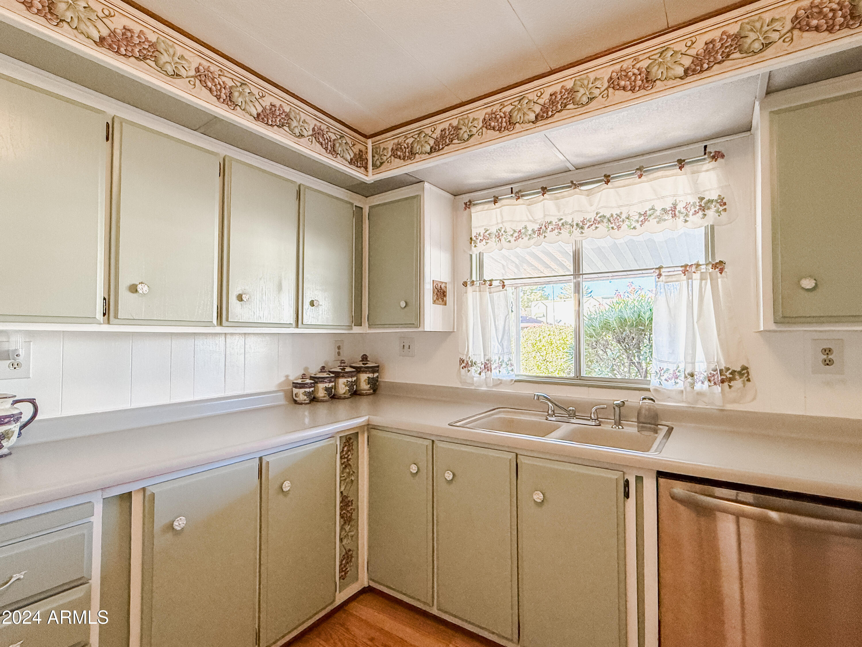 1120 N VAL VISTA Drive # 264