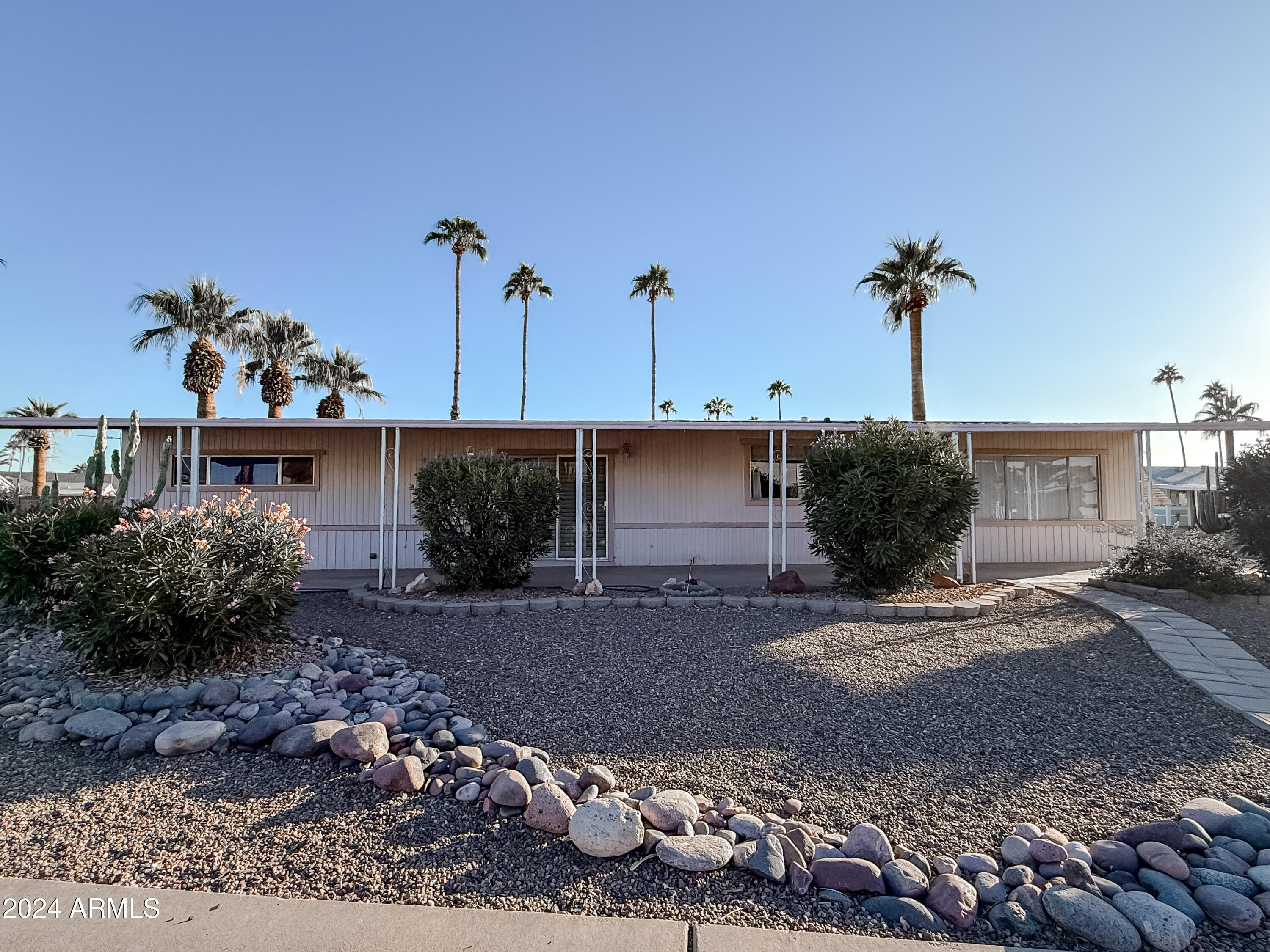 1120 N VAL VISTA Drive # 264