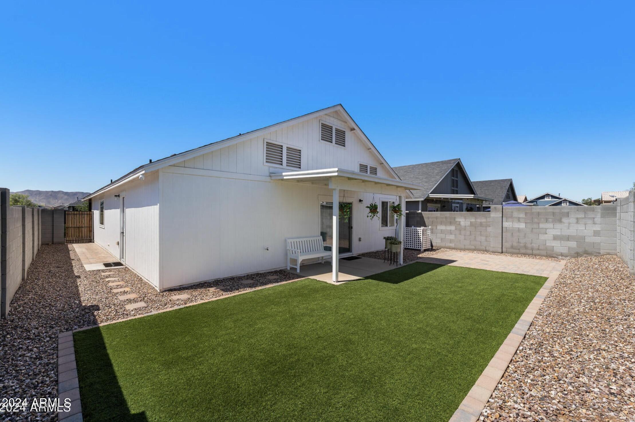 2330 W ROMLEY Road