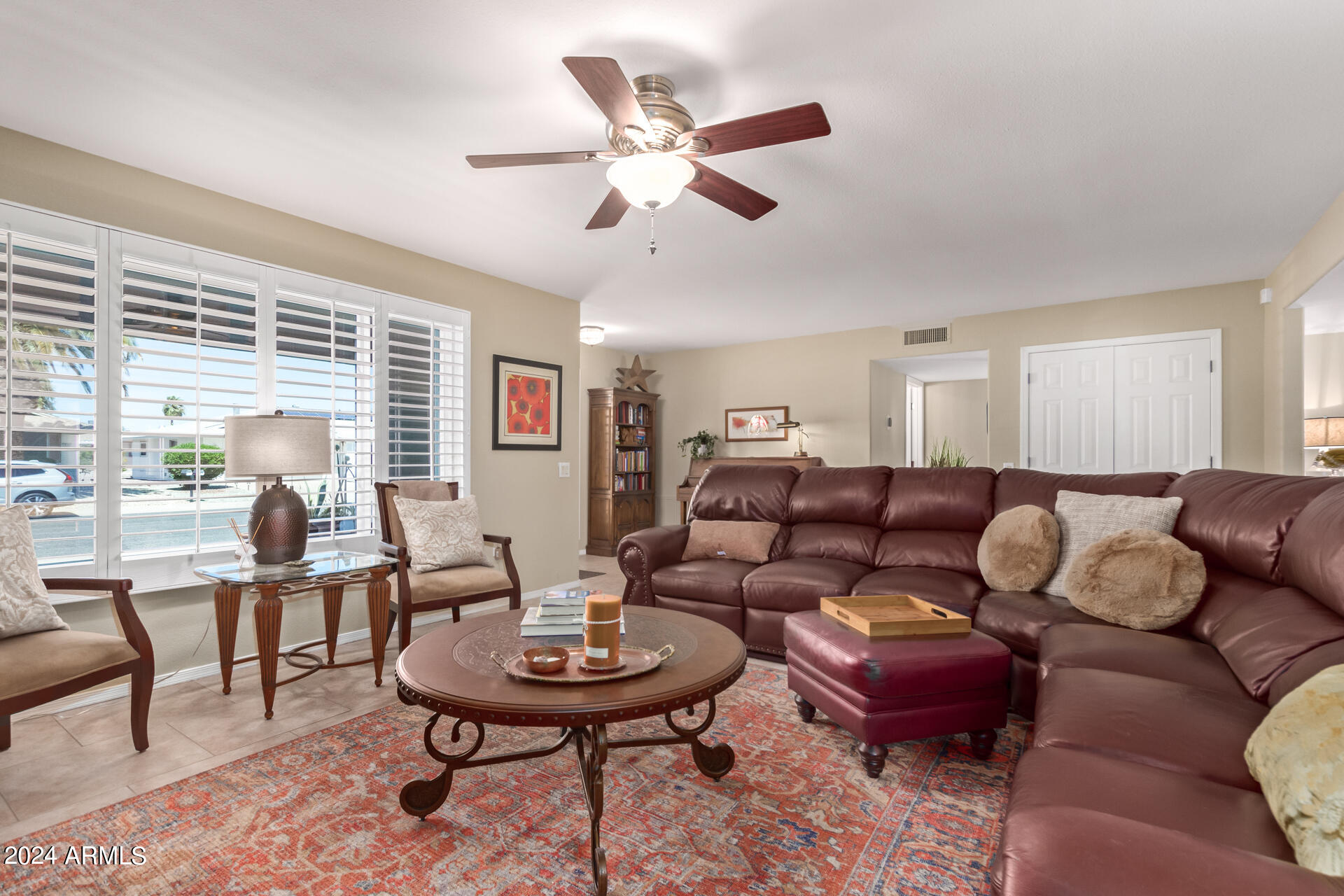 9543 W COUNTRY CLUB Drive