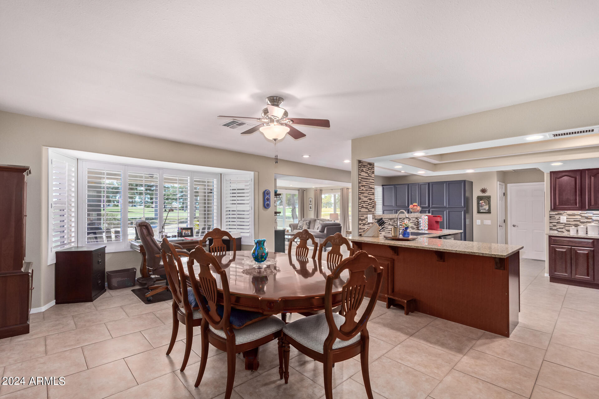 9543 W COUNTRY CLUB Drive