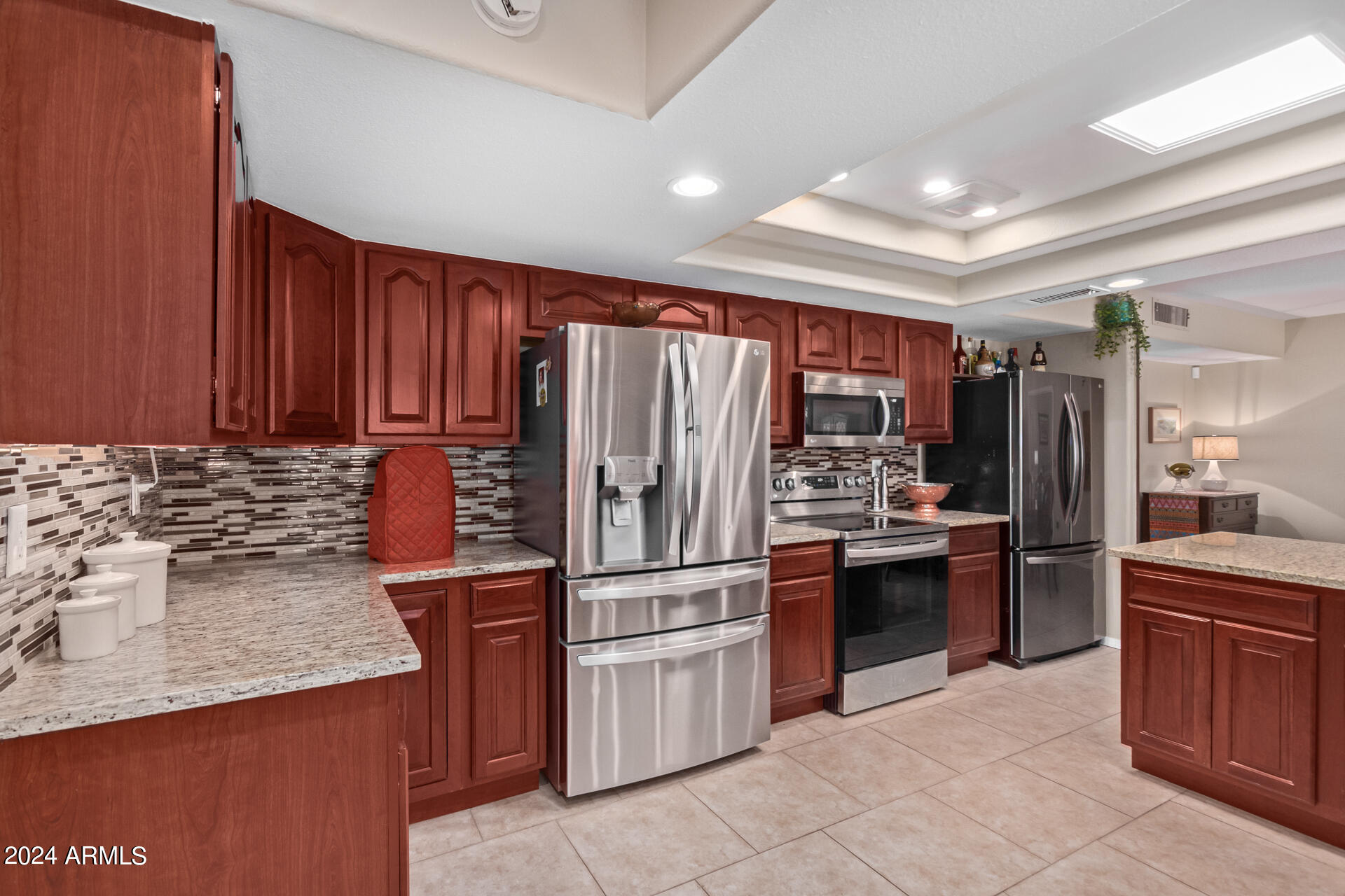 9543 W COUNTRY CLUB Drive