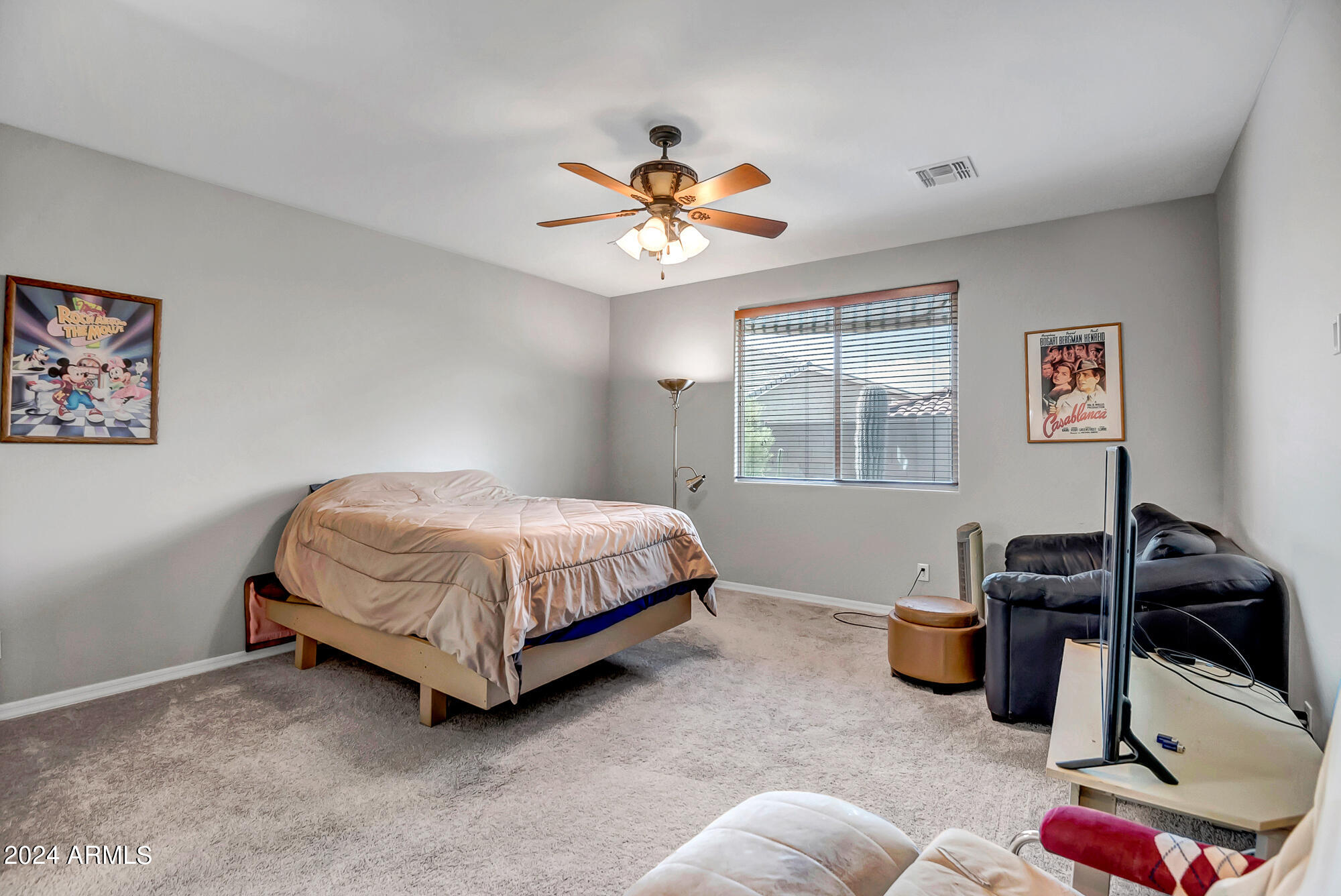 16087 W DESERT HILLS Drive