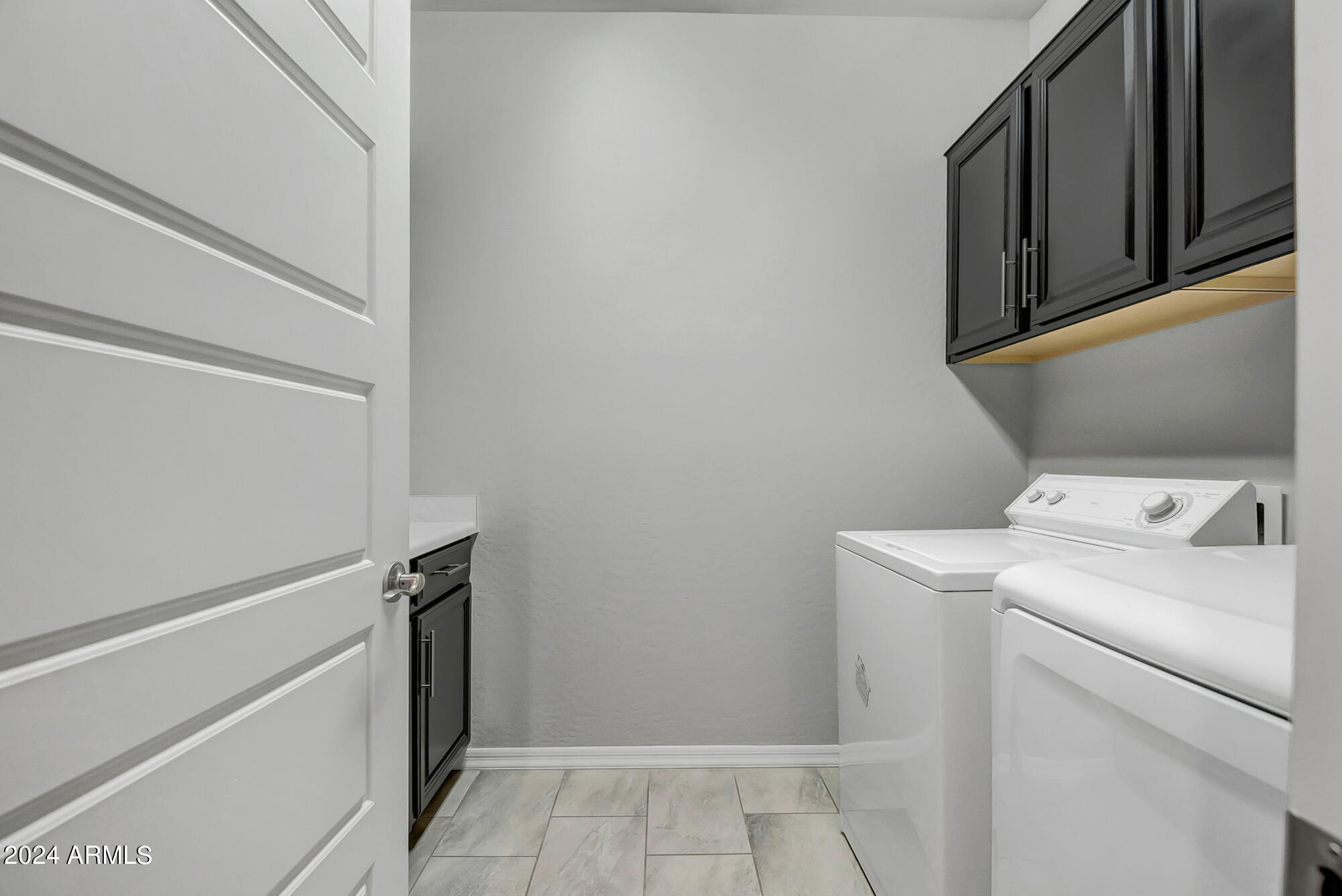 16087 W DESERT HILLS Drive