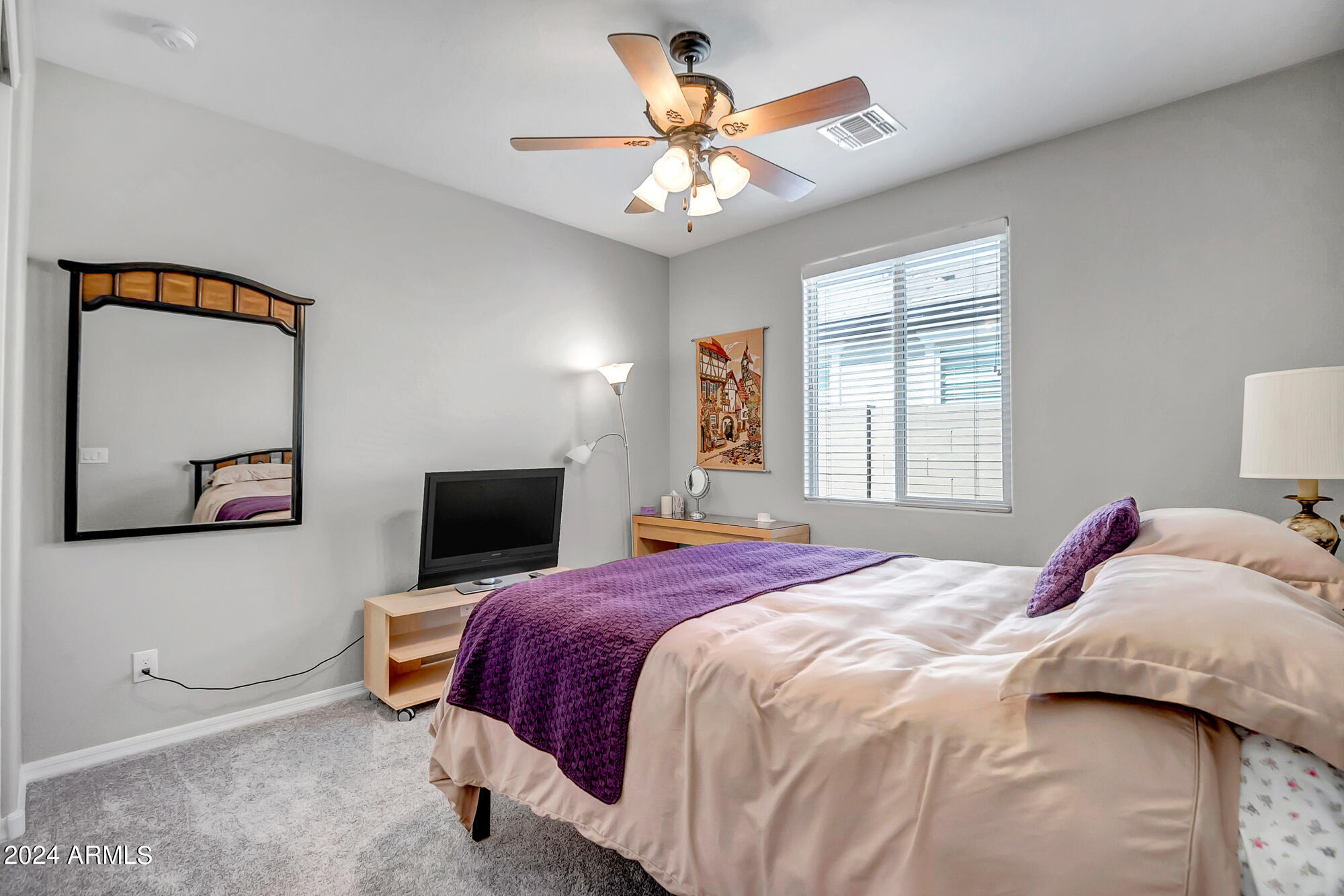 16087 W DESERT HILLS Drive