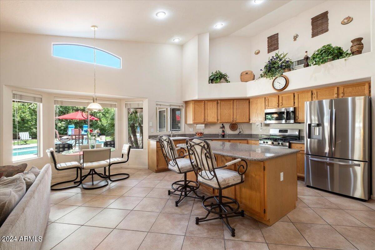 4650 W CARLA VISTA Drive