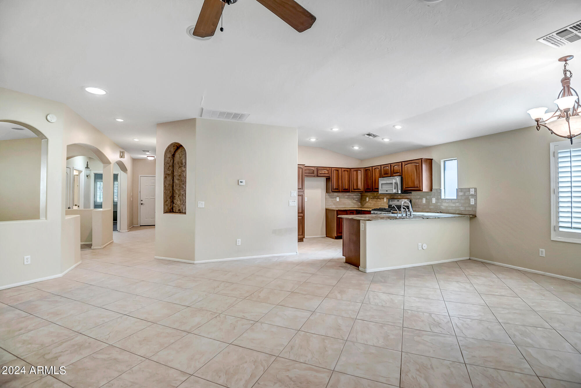 4239 E ROCK Drive