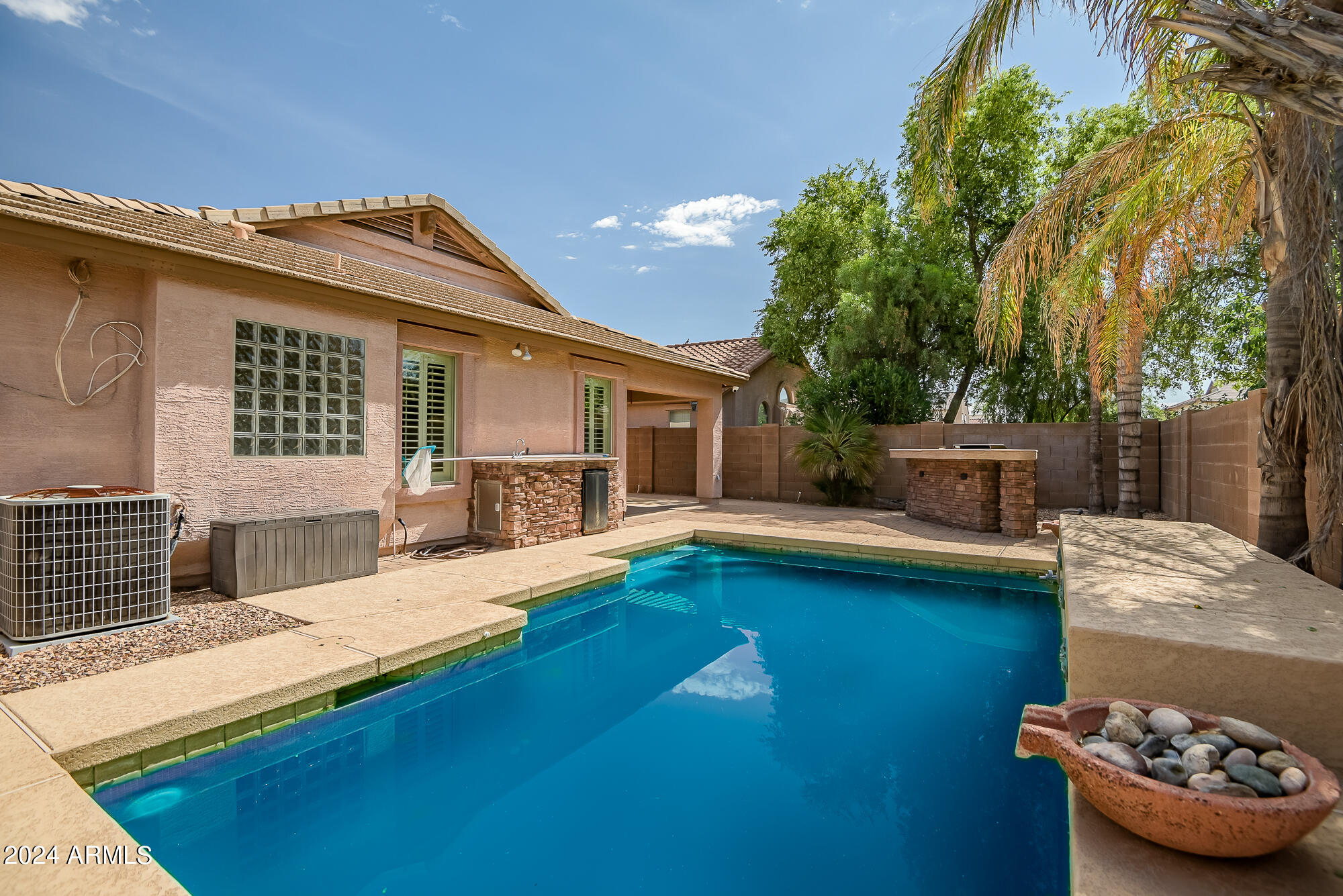 4239 E ROCK Drive