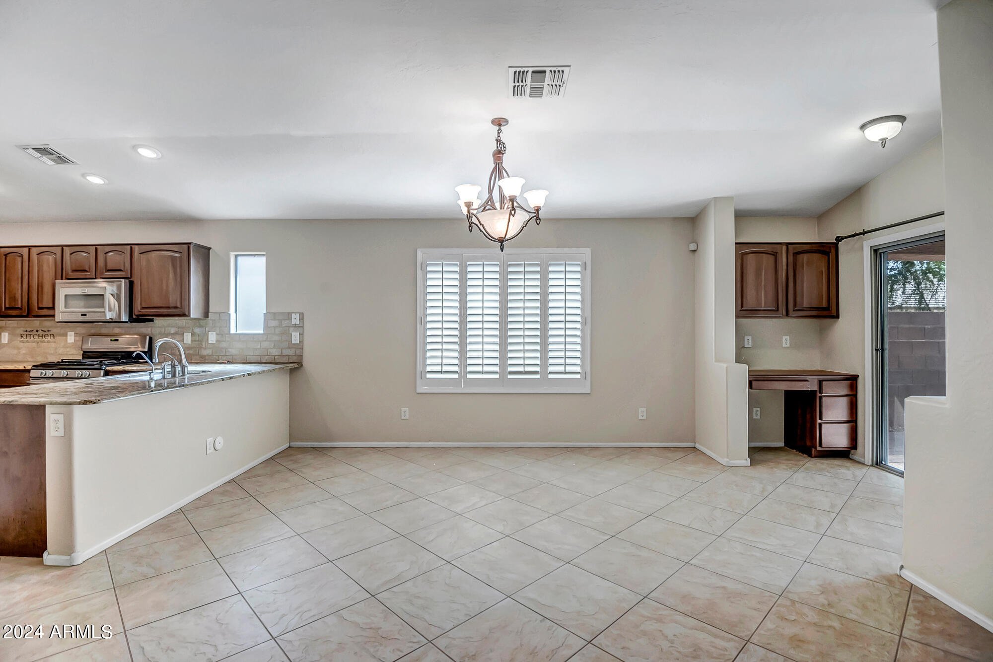 4239 E ROCK Drive