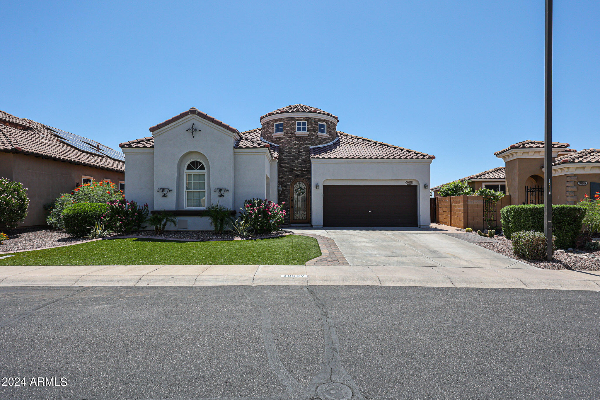 30009 W AVALON Drive